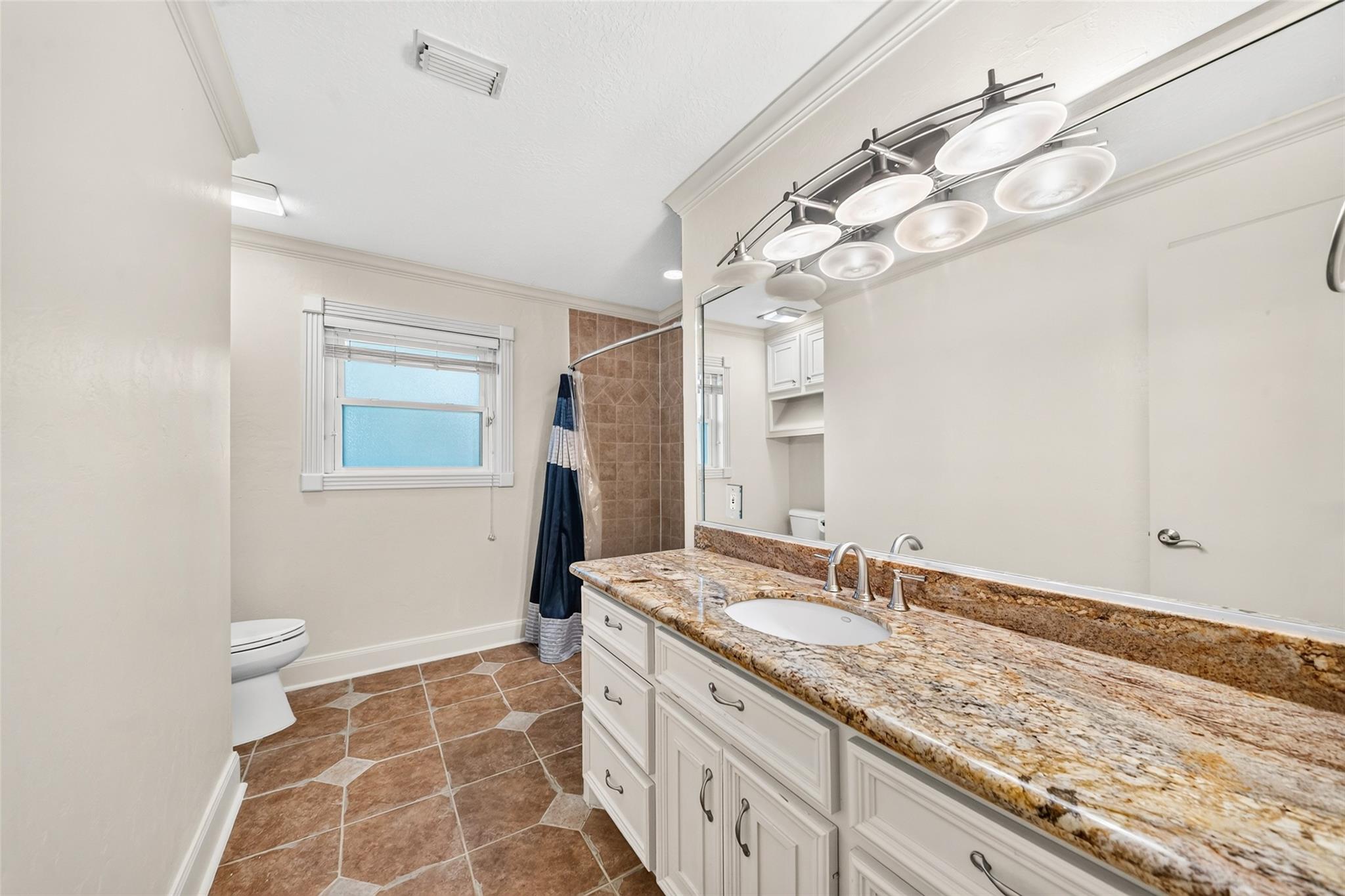 5262 Briarbend Drive