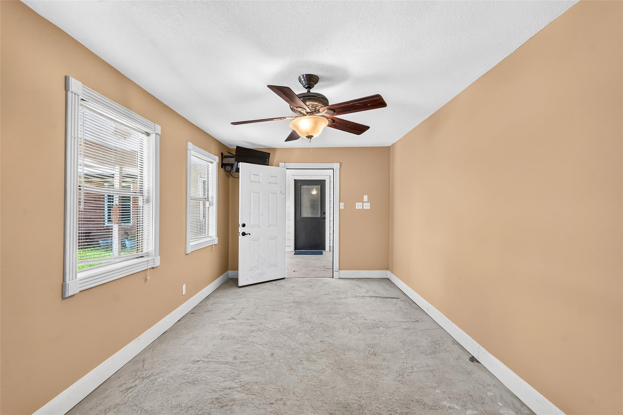 5262 Briarbend Drive