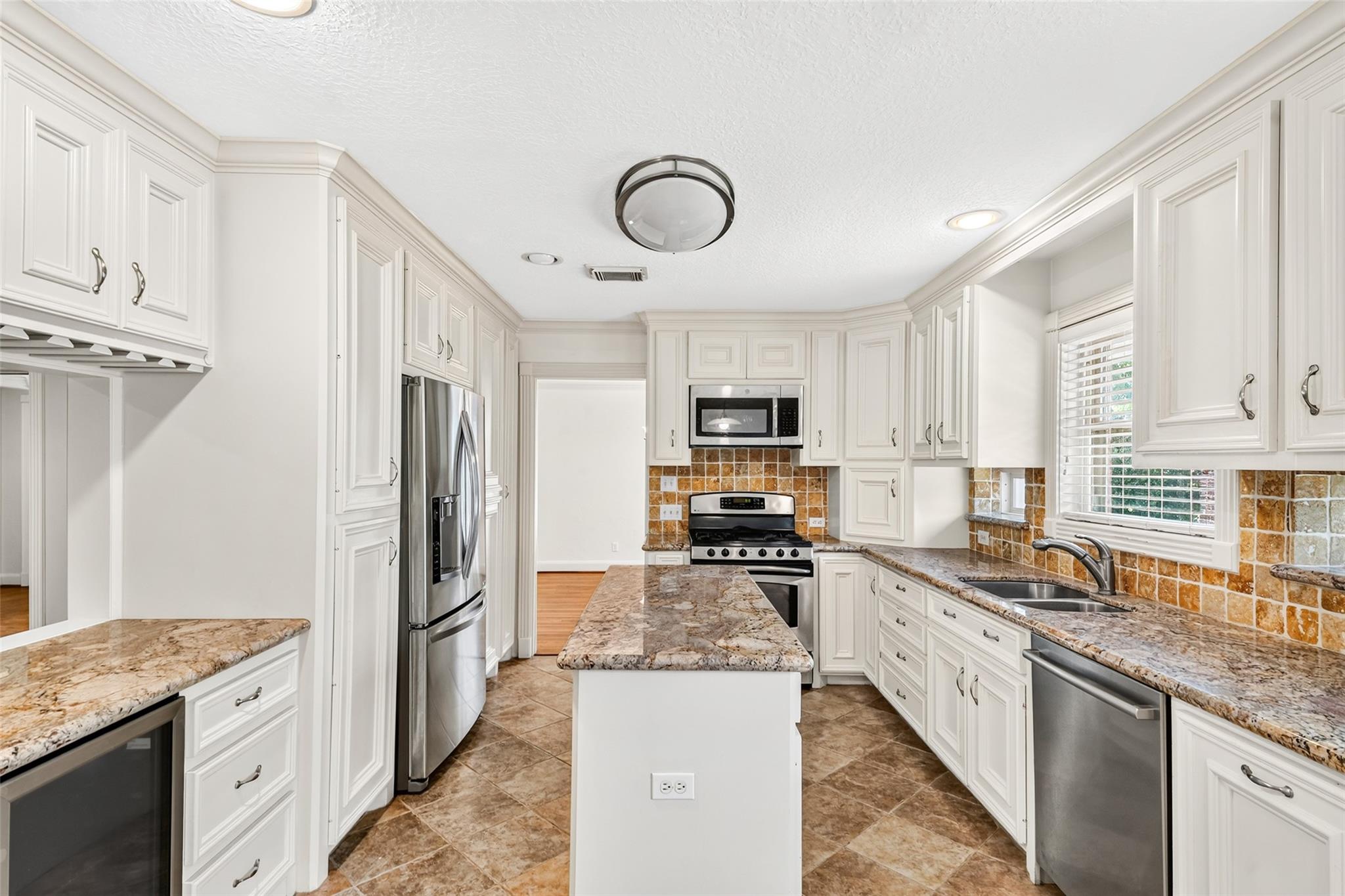 5262 Briarbend Drive