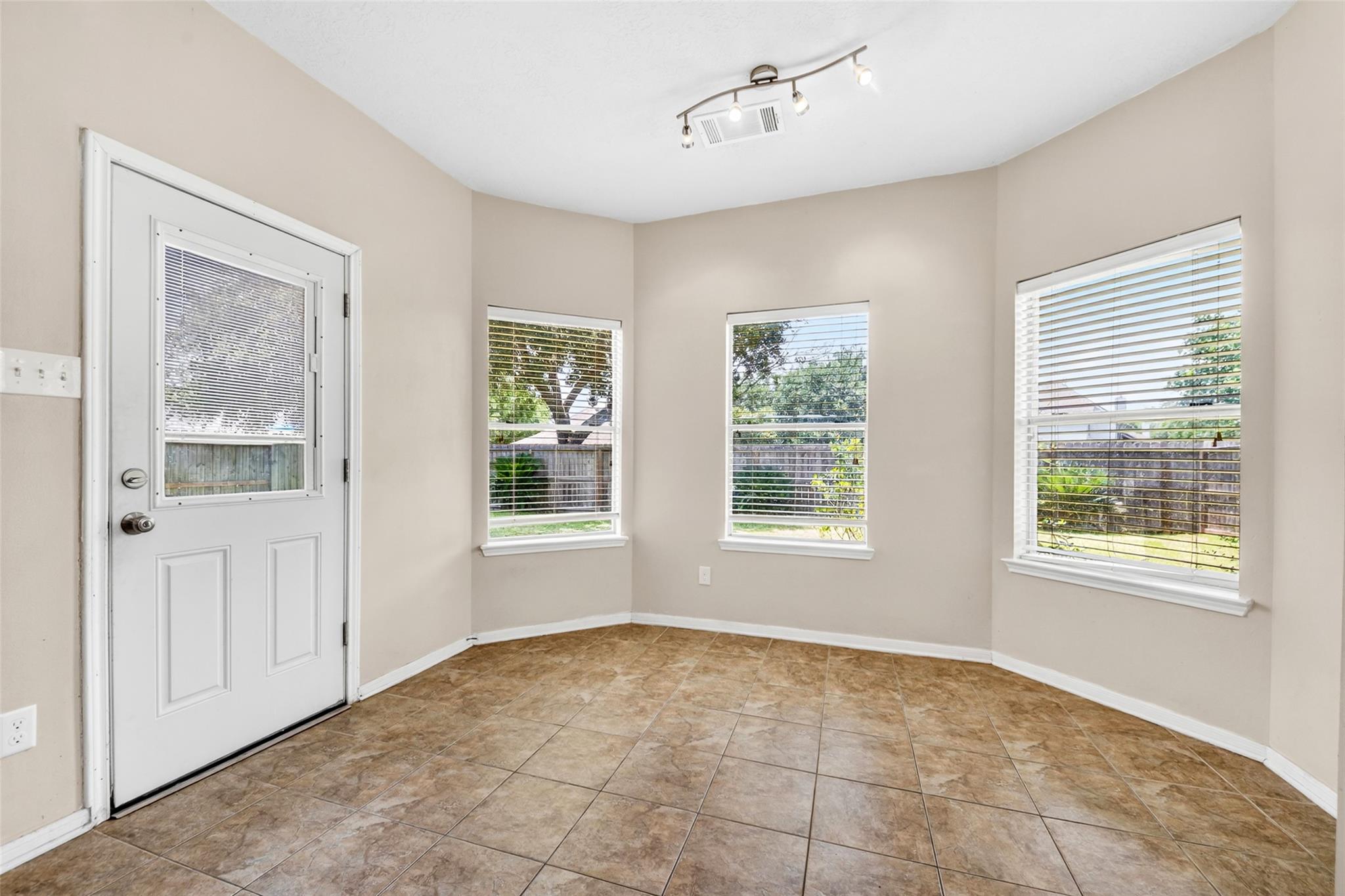 1635 Pebble Banks Lane
