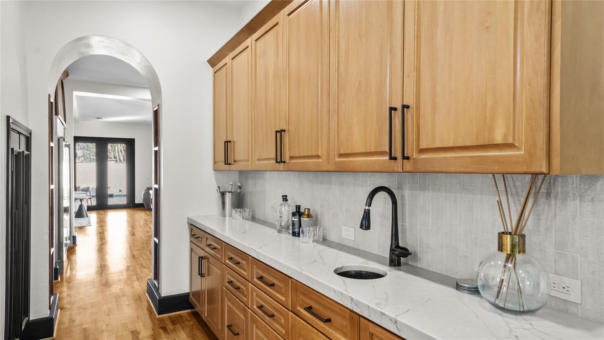 4914 Imperial Street