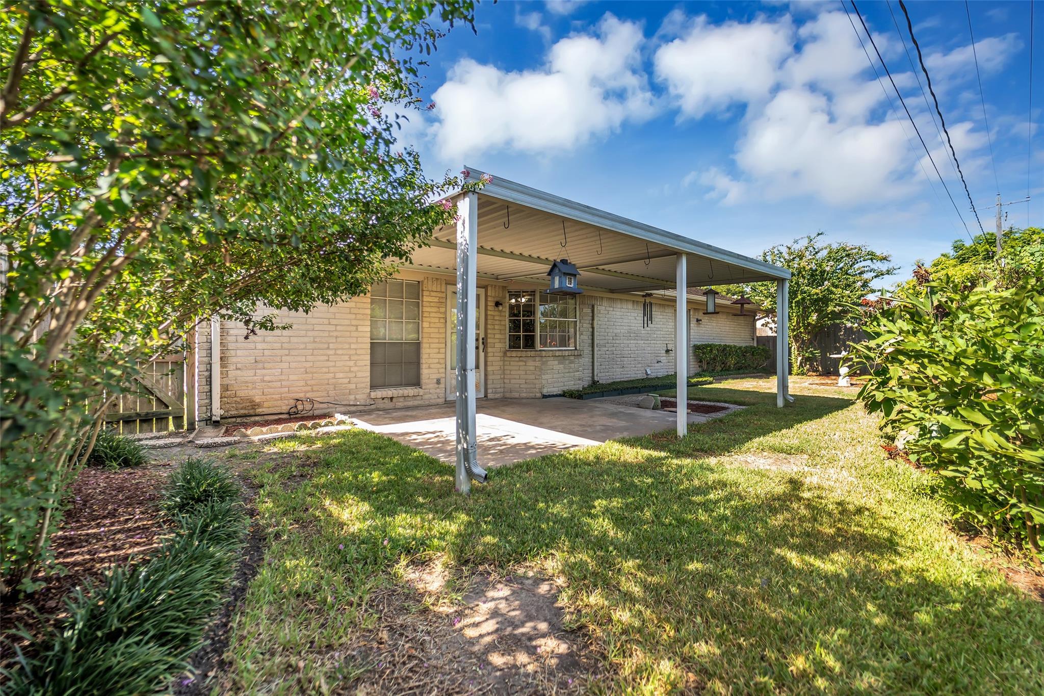 9106 Willow Meadow Drive