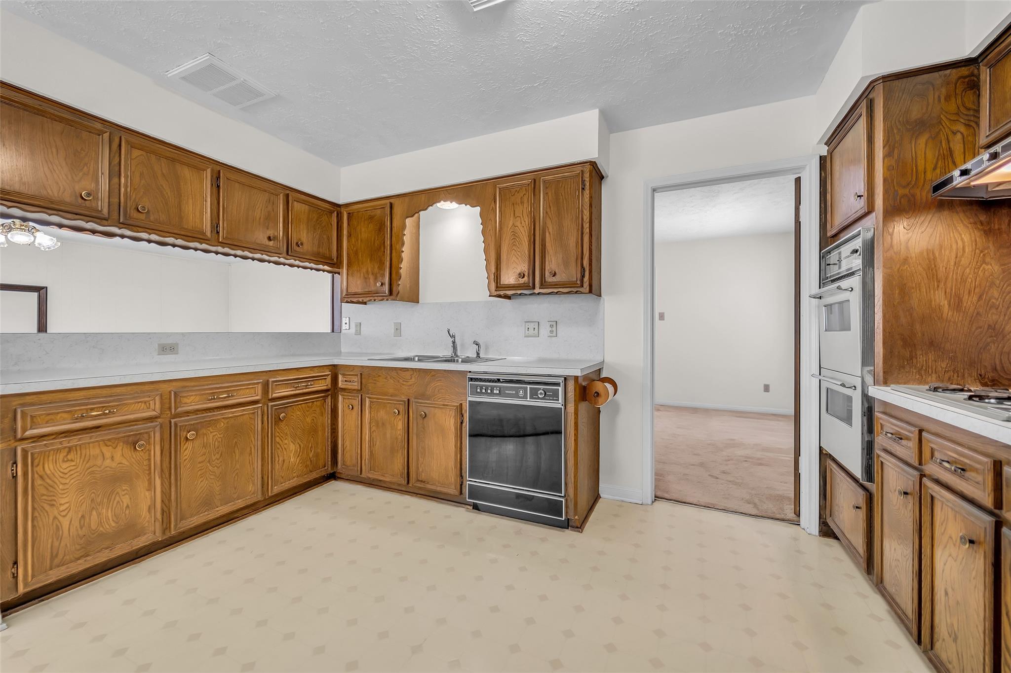 9106 Willow Meadow Drive