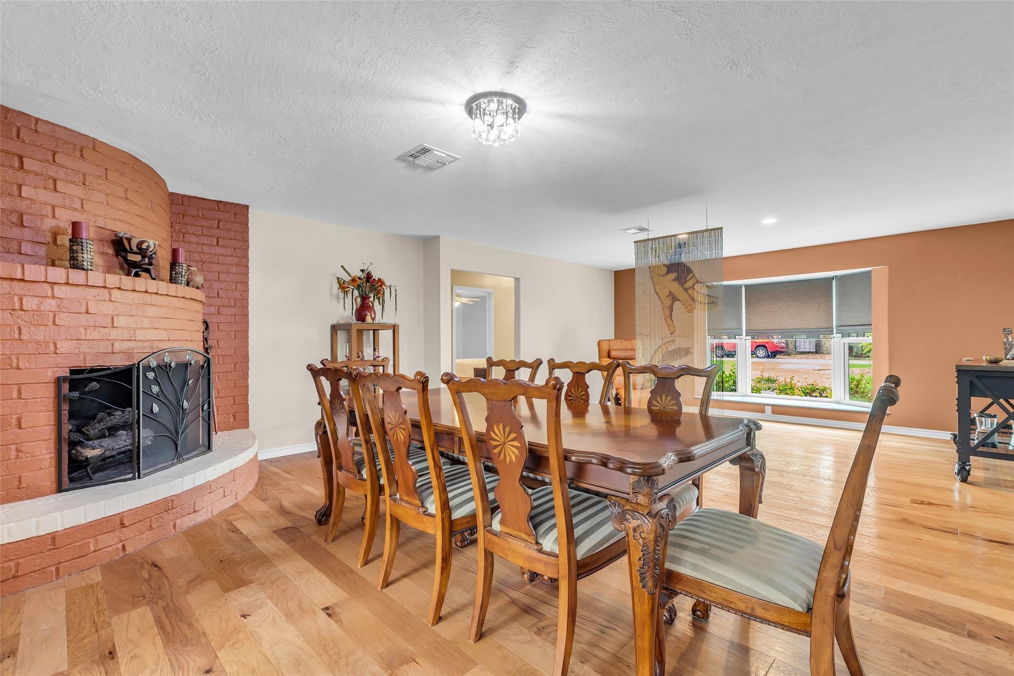 1302 Chestnut Ridge Road