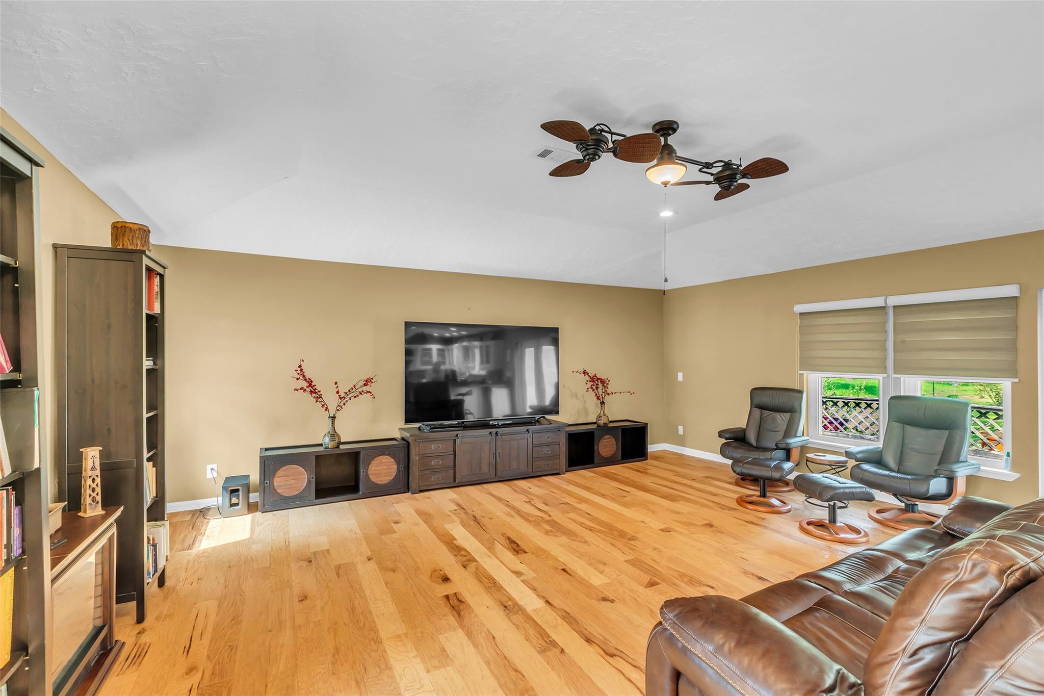 1302 Chestnut Ridge Road