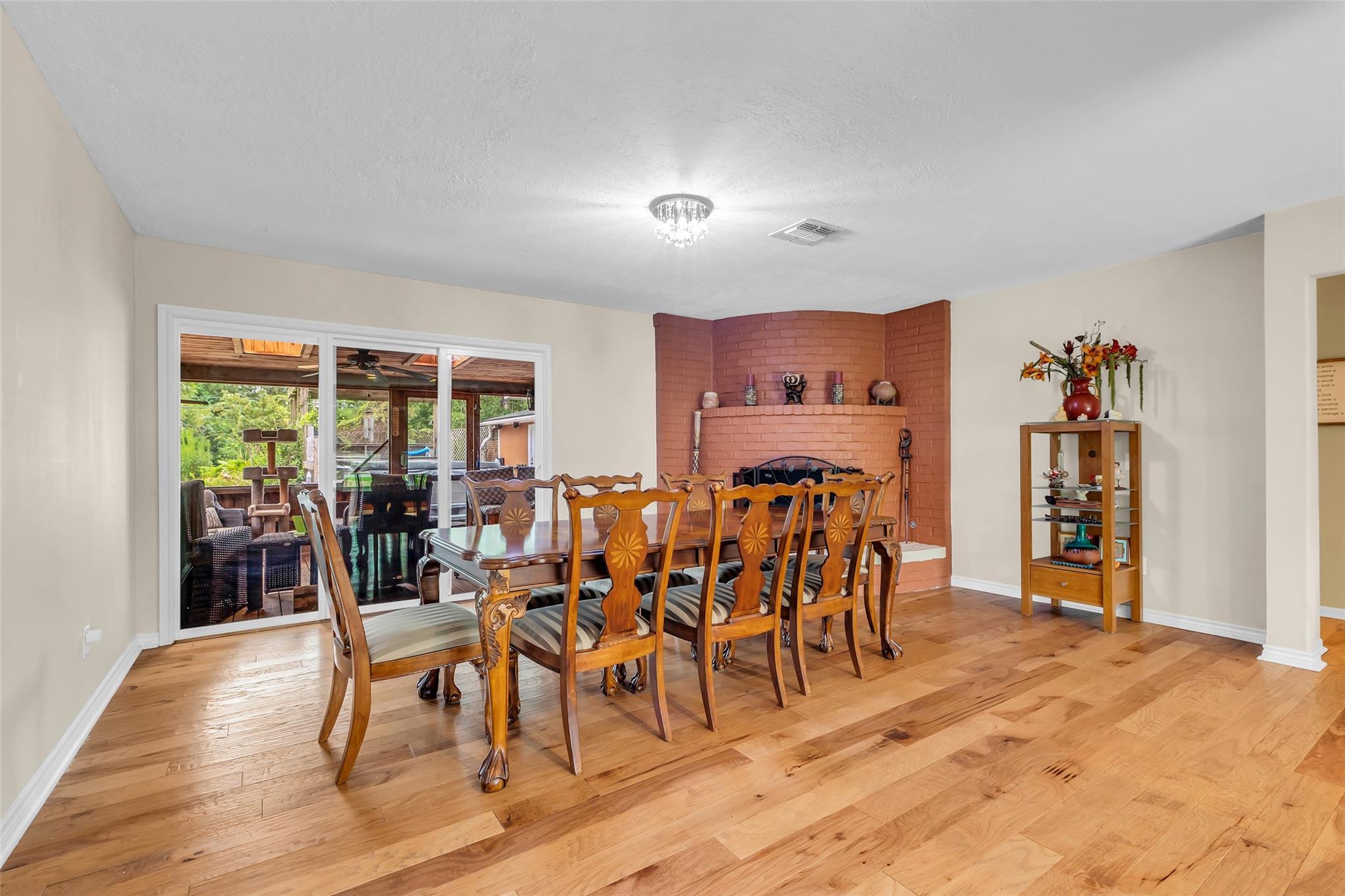 1302 Chestnut Ridge Road