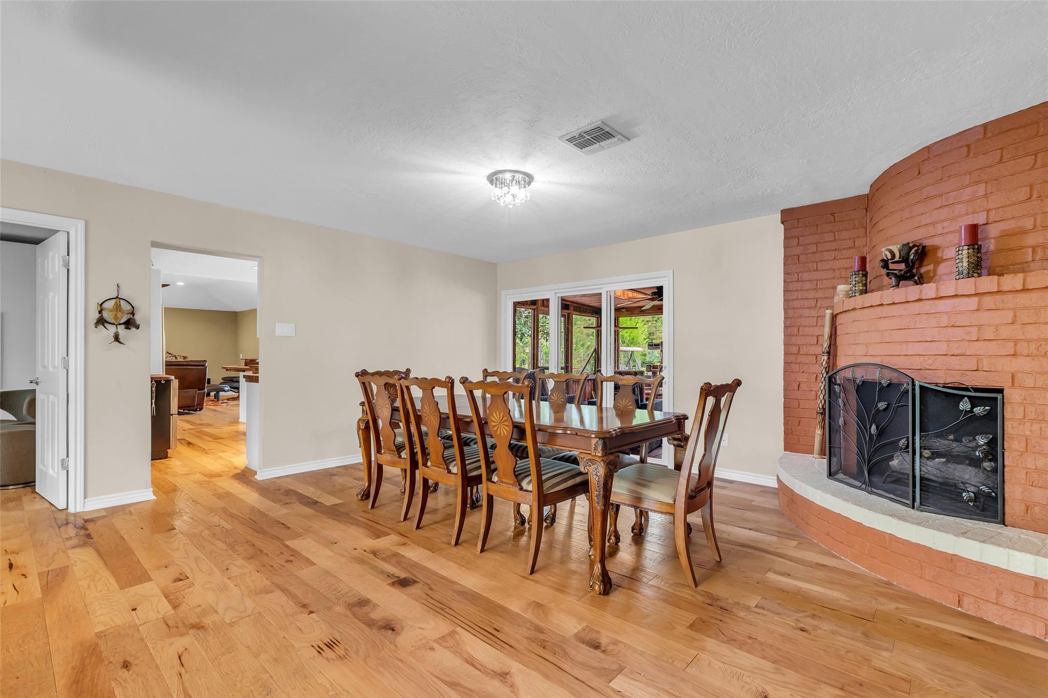 1302 Chestnut Ridge Road