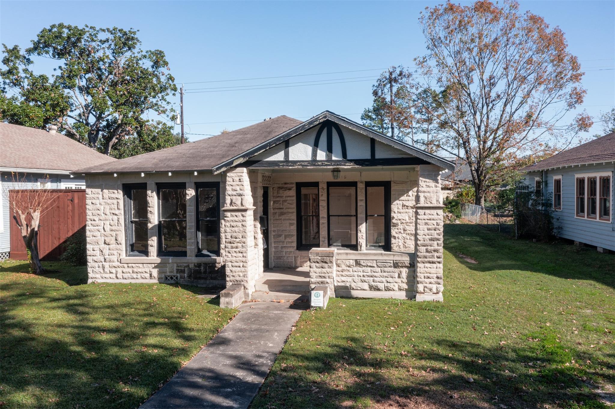 1118 Tulane Street
