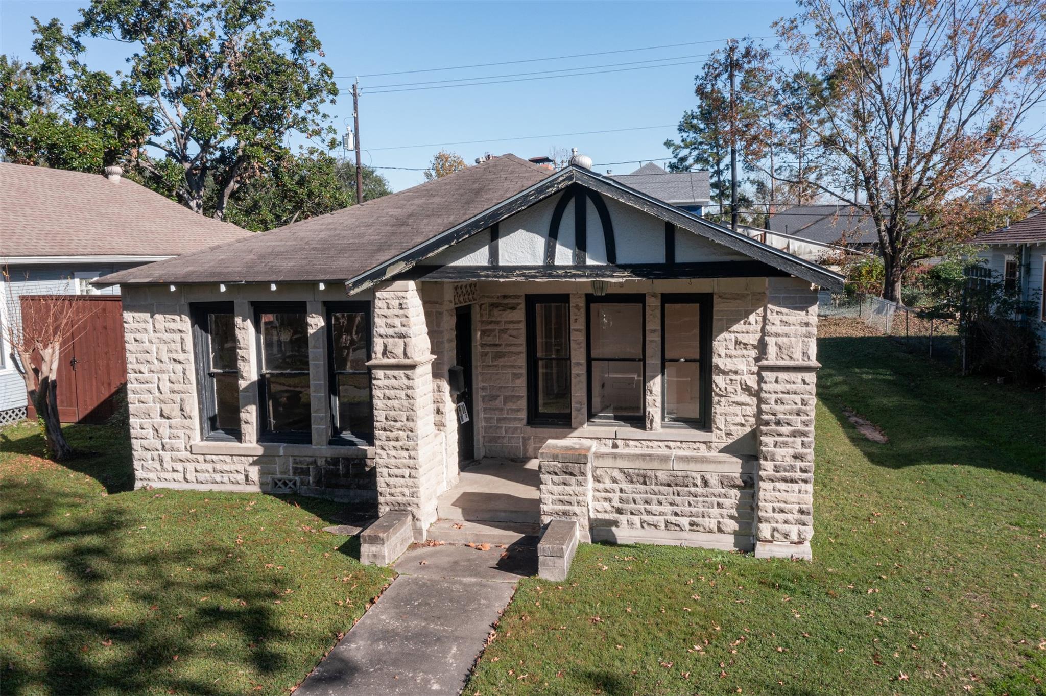 1118 Tulane Street