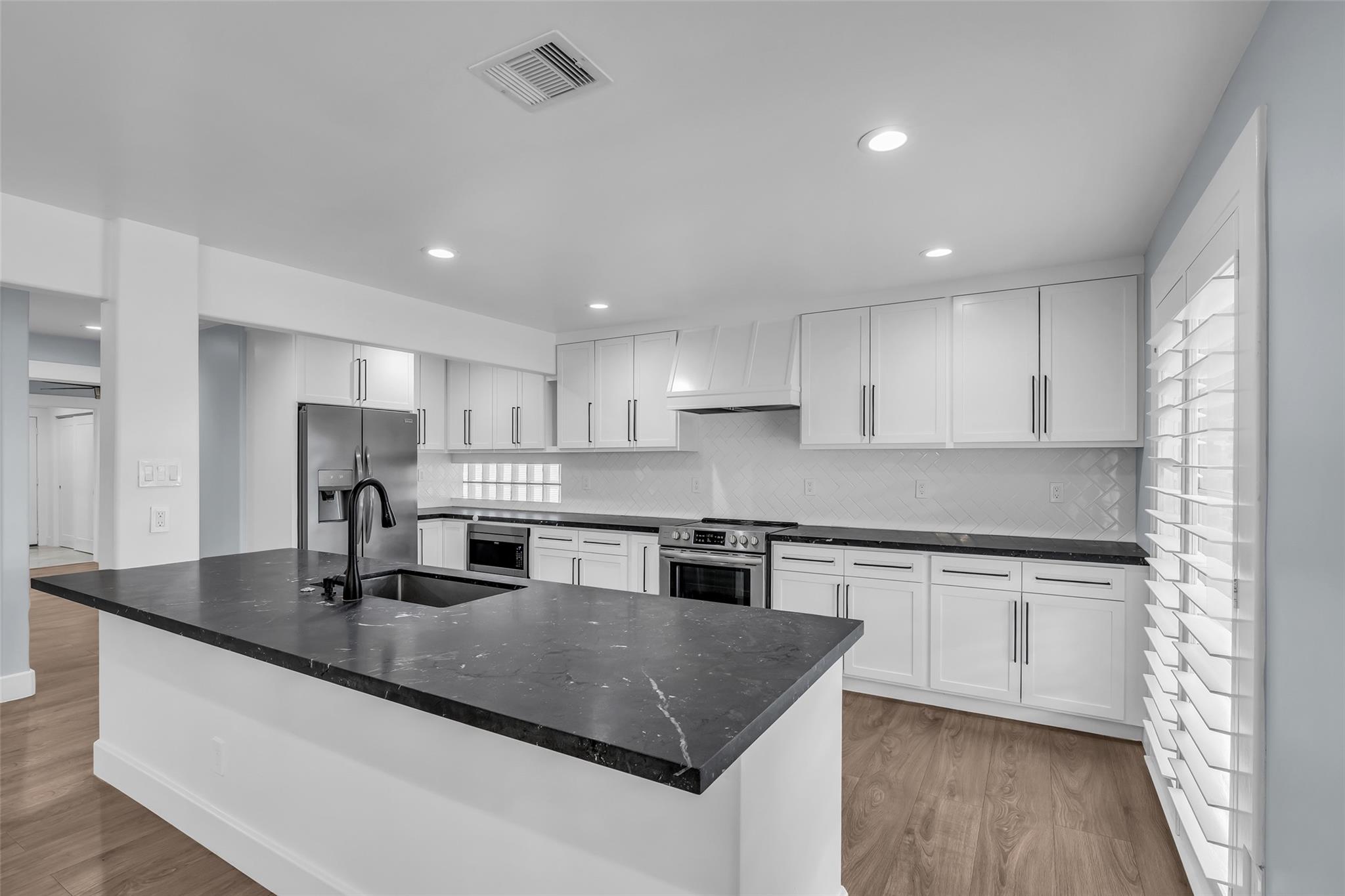 4715 Braesvalley Drive