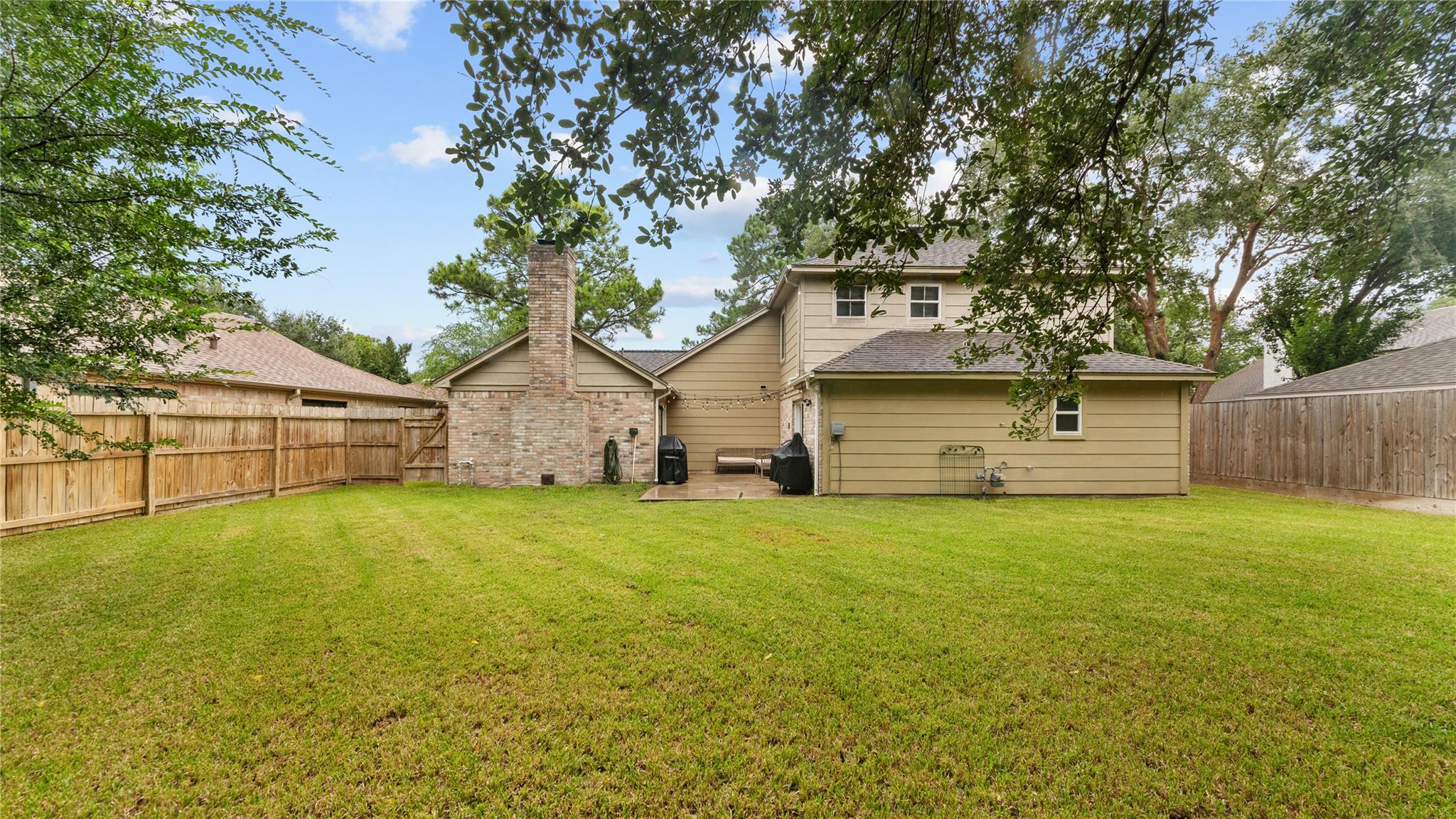 1934 Round Lake Drive