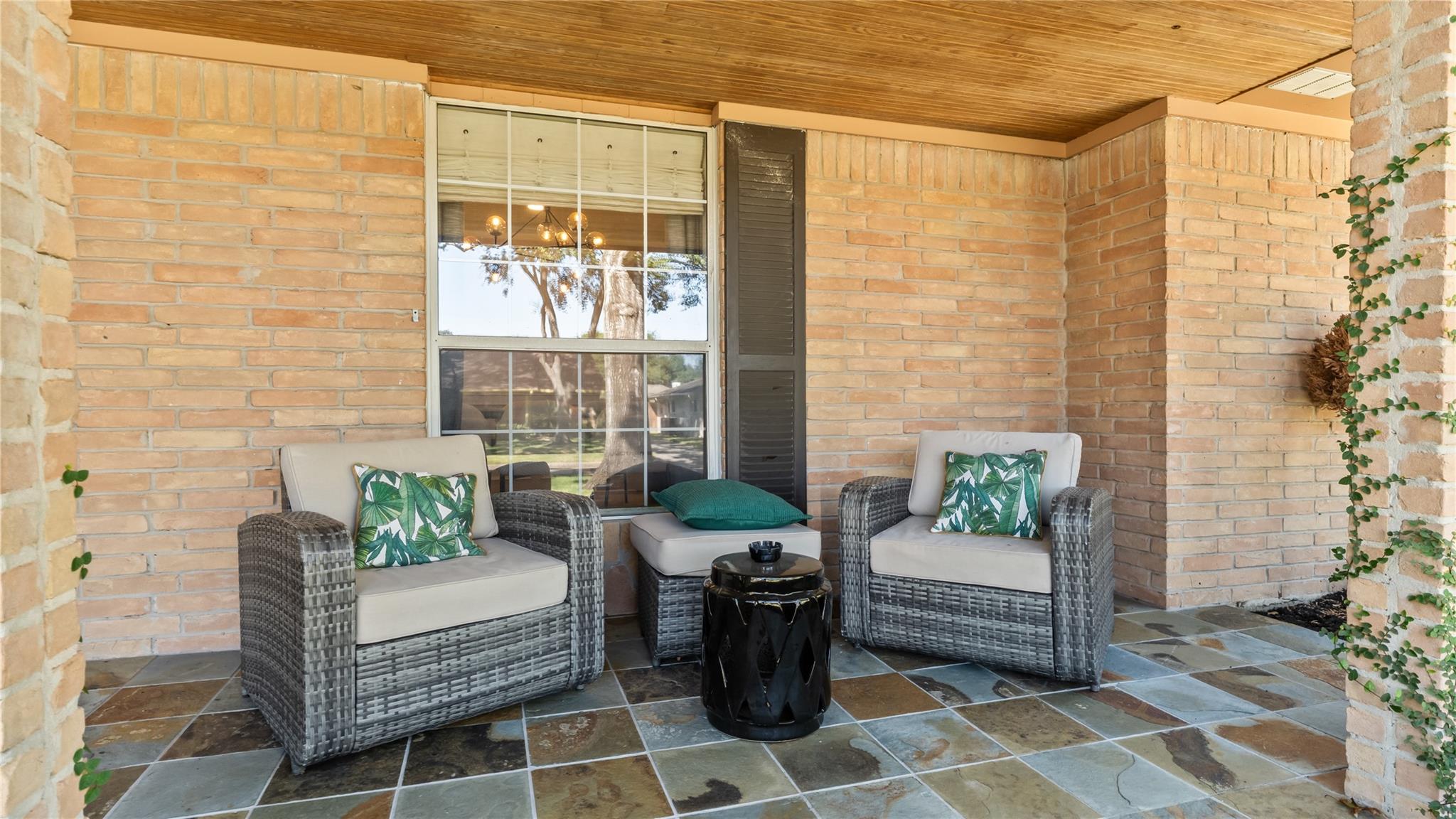 5739 Valkeith Drive, Houston