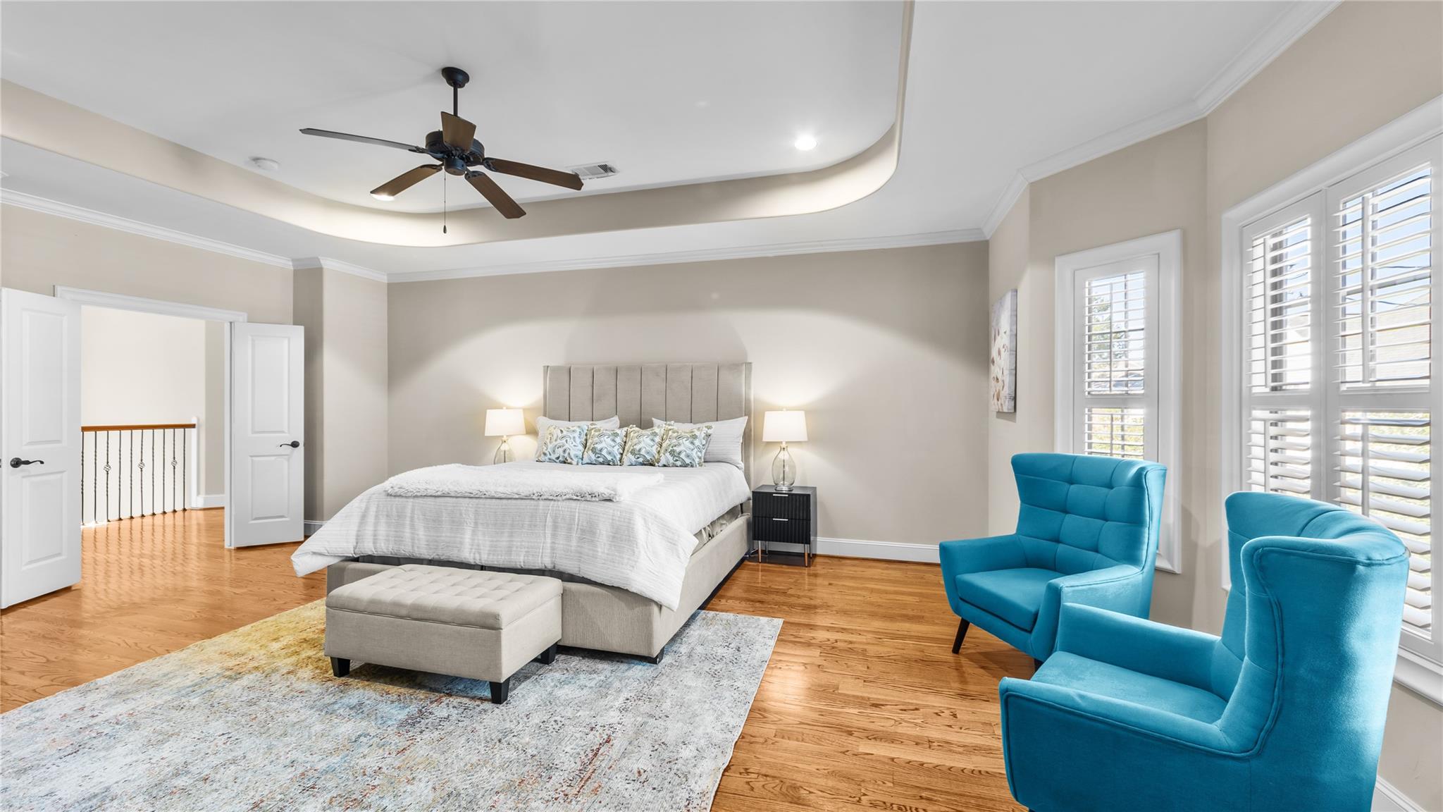 2632 Robinhood Street