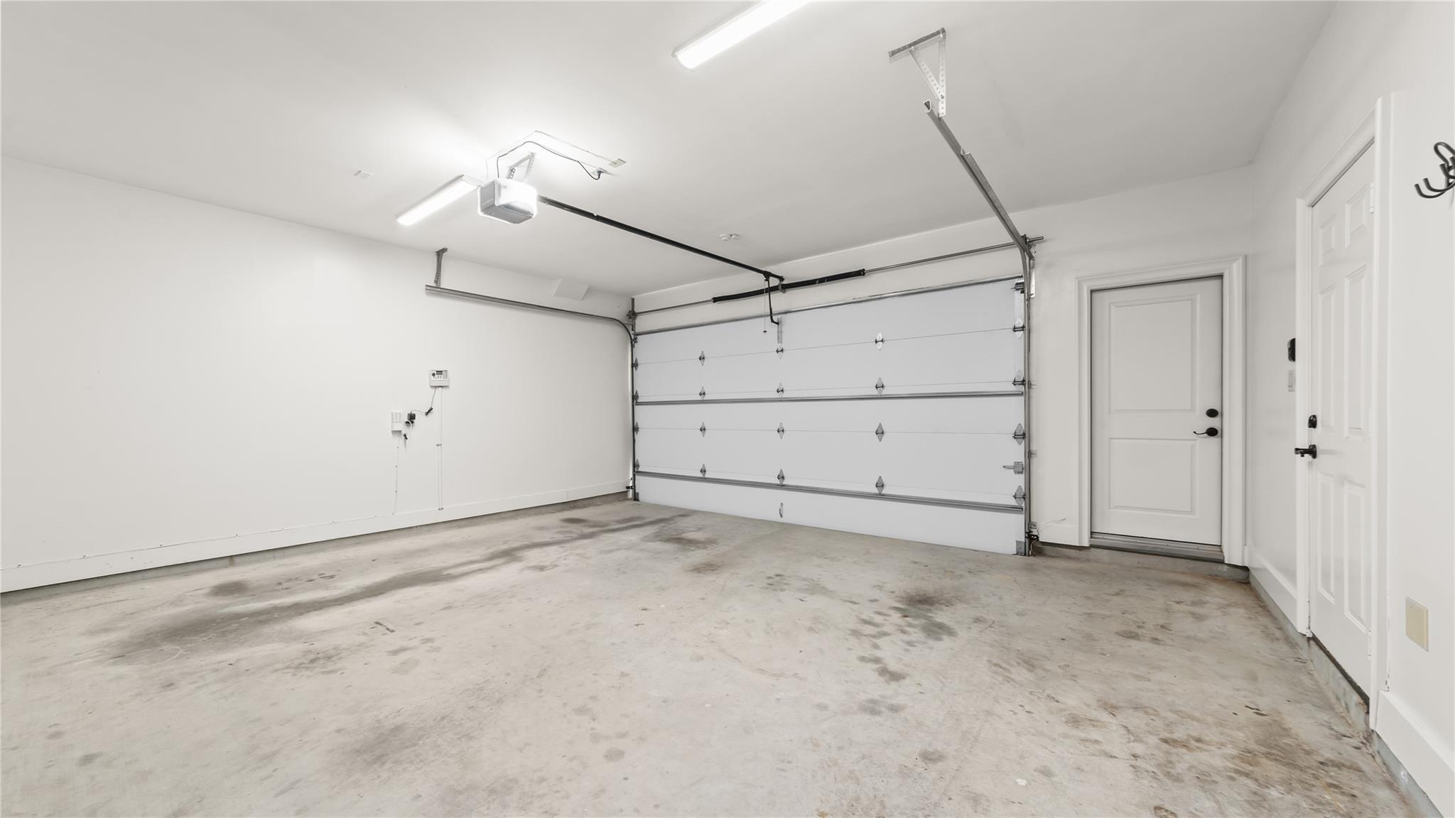 2632 Robinhood Street