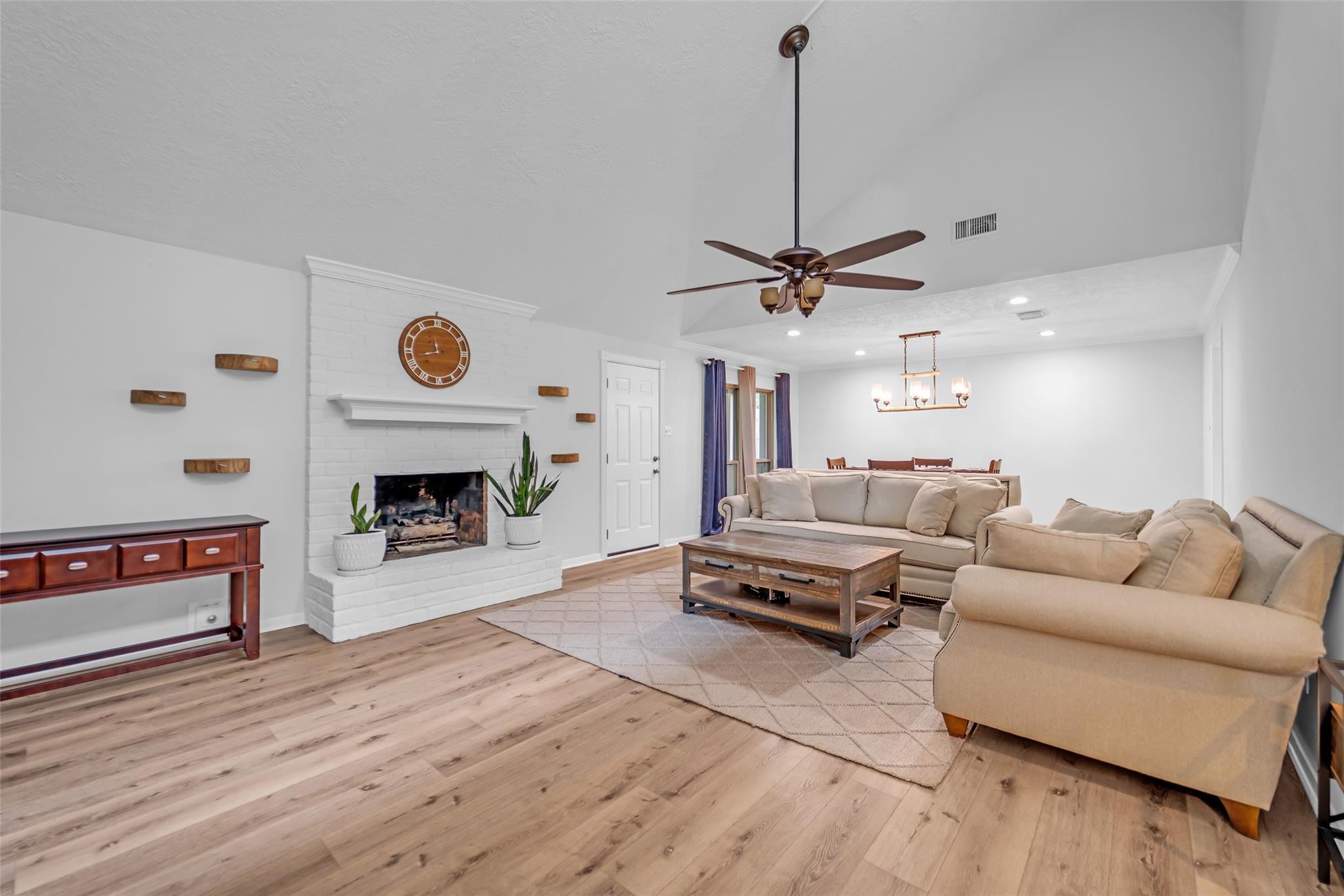 1018 Apache Falls Drive
