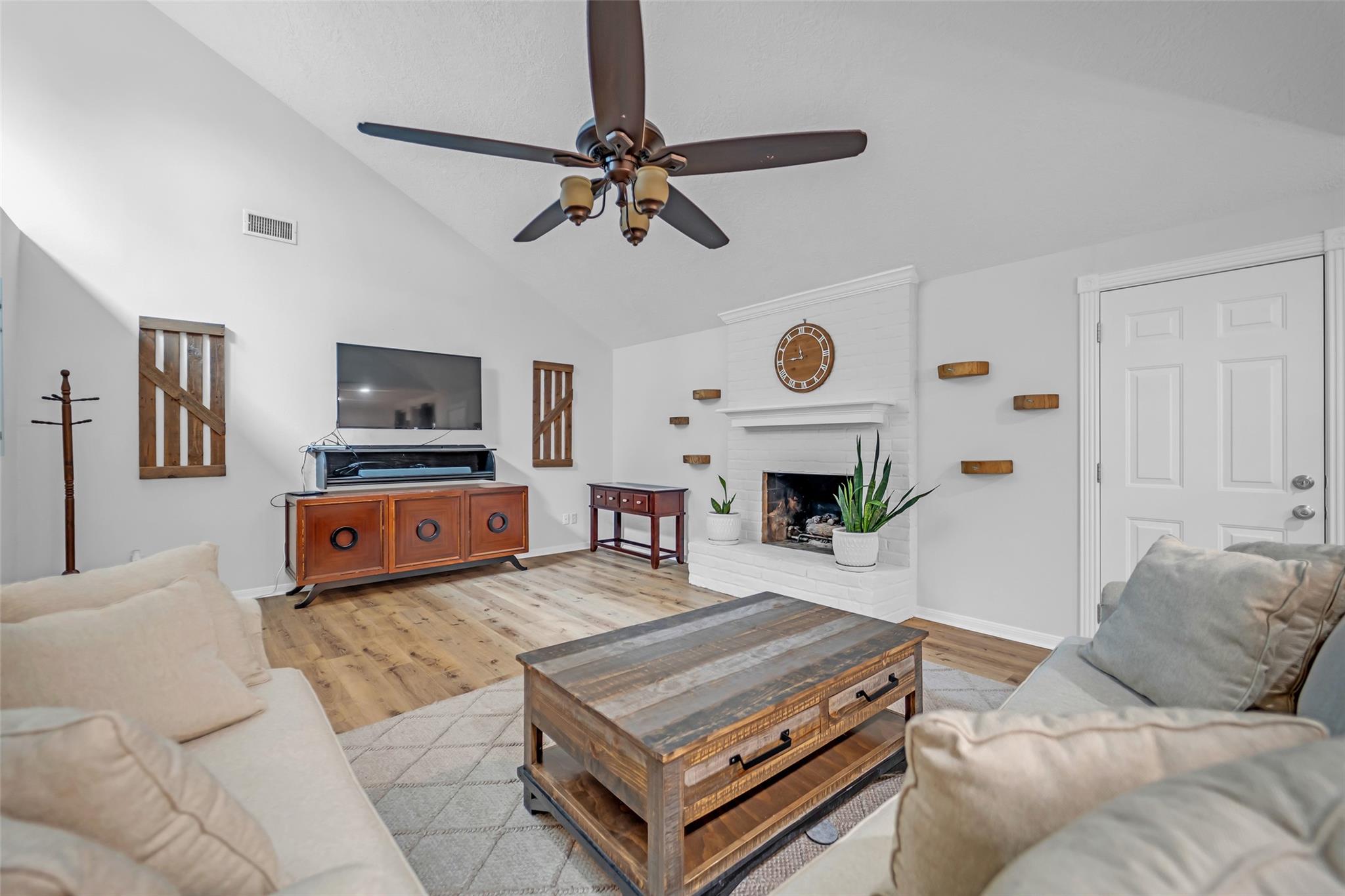 1018 Apache Falls Drive