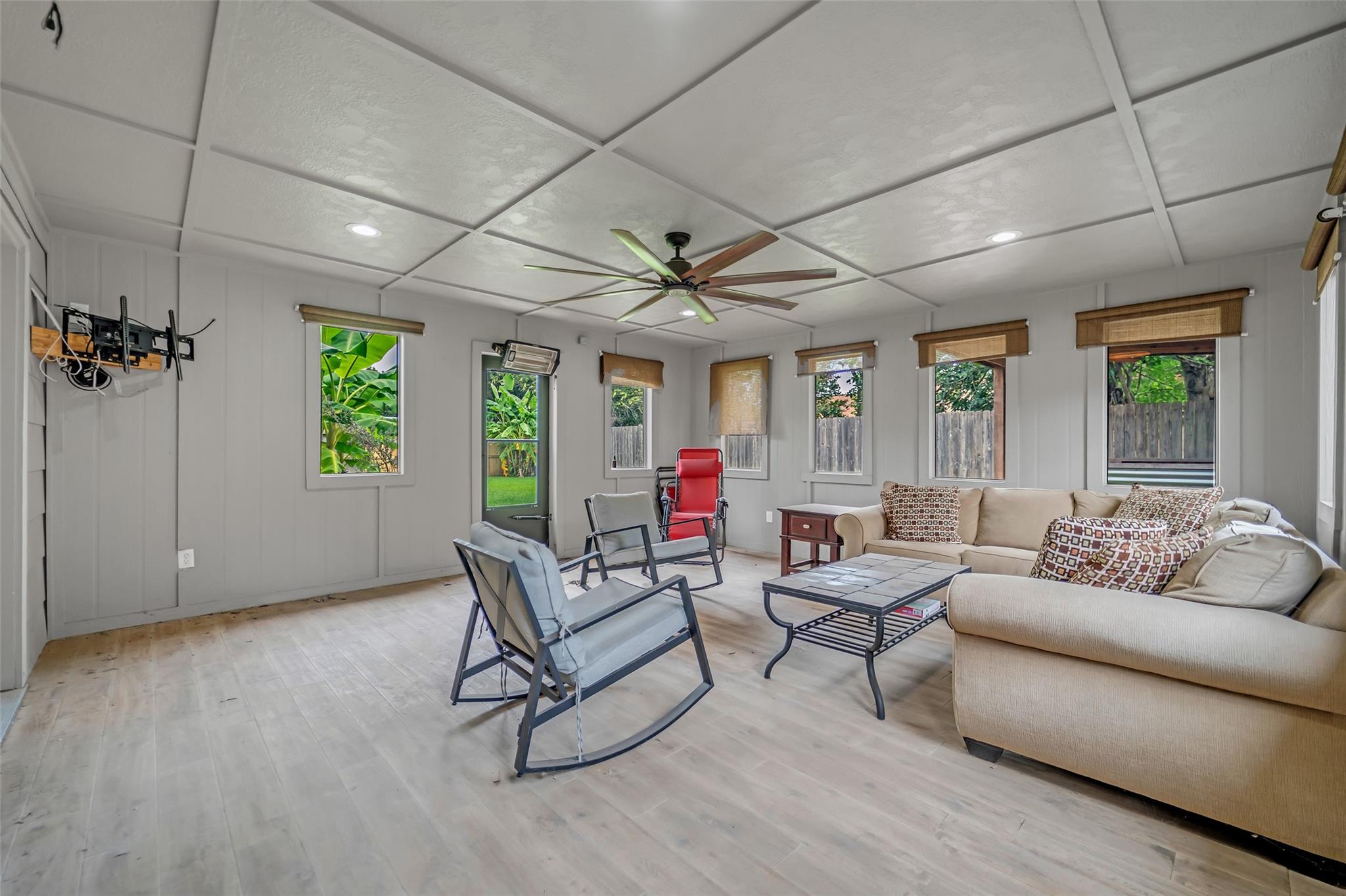 1018 Apache Falls Drive