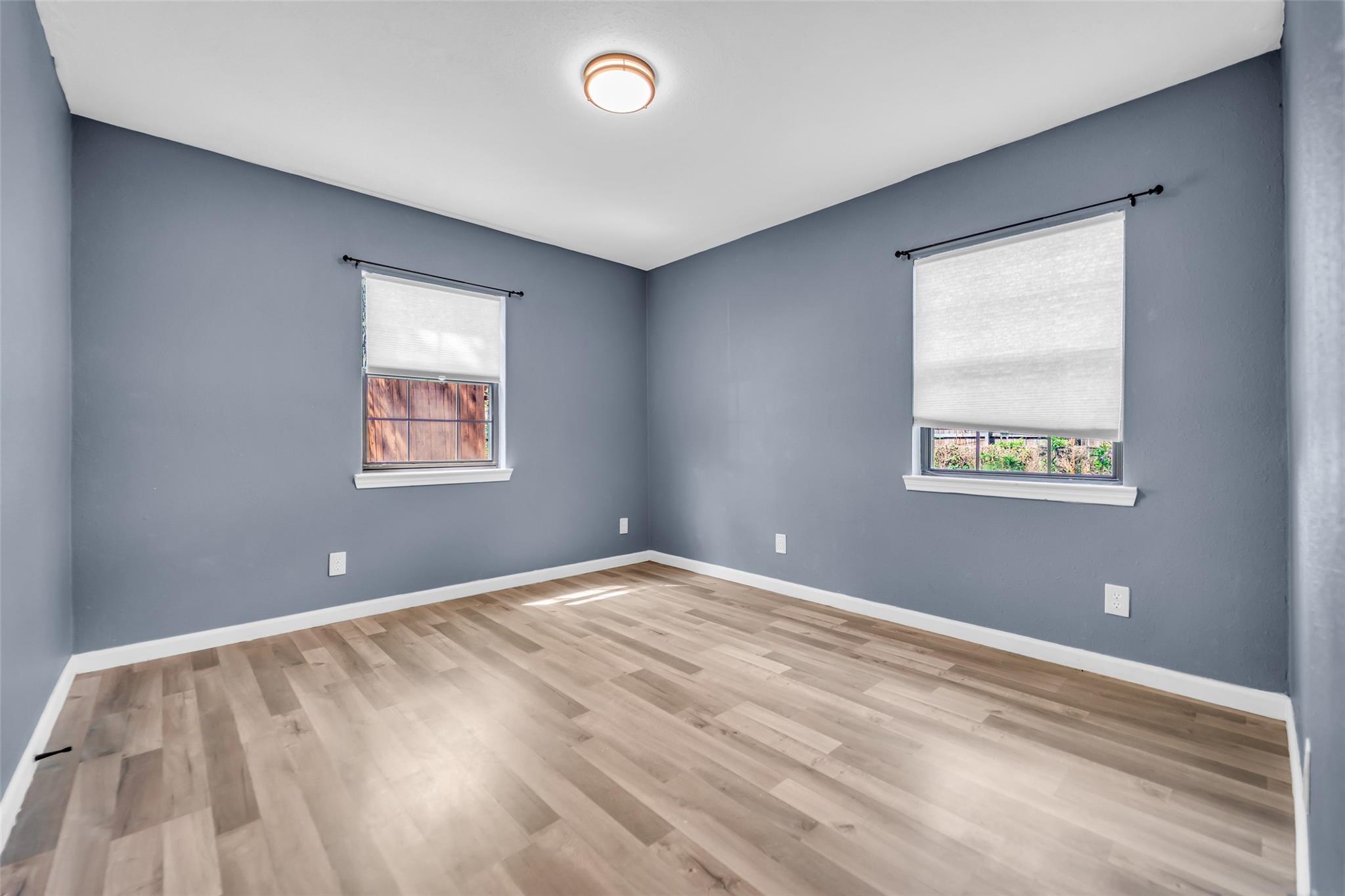 2915 Robertson Street