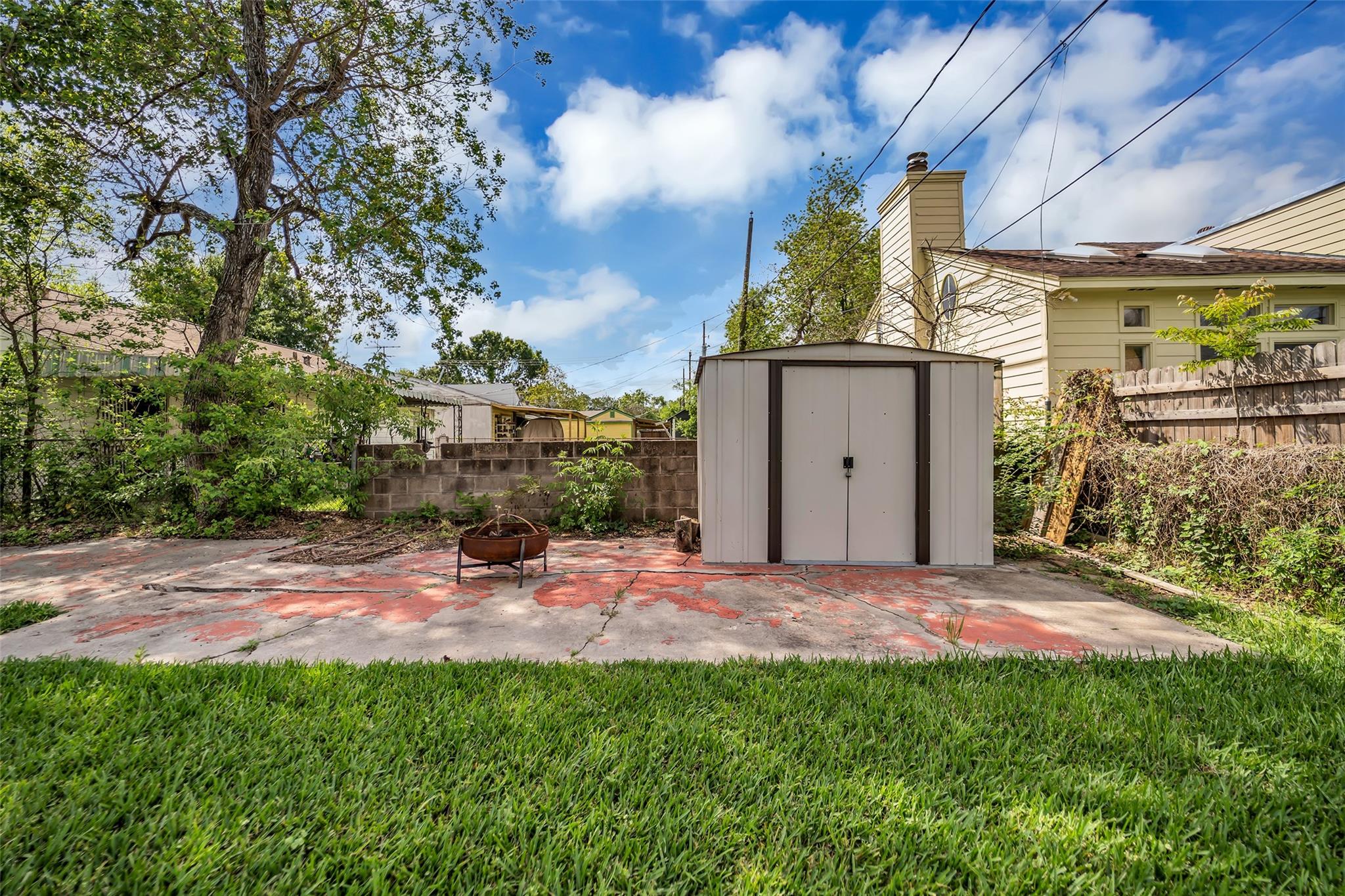 2915 Robertson Street