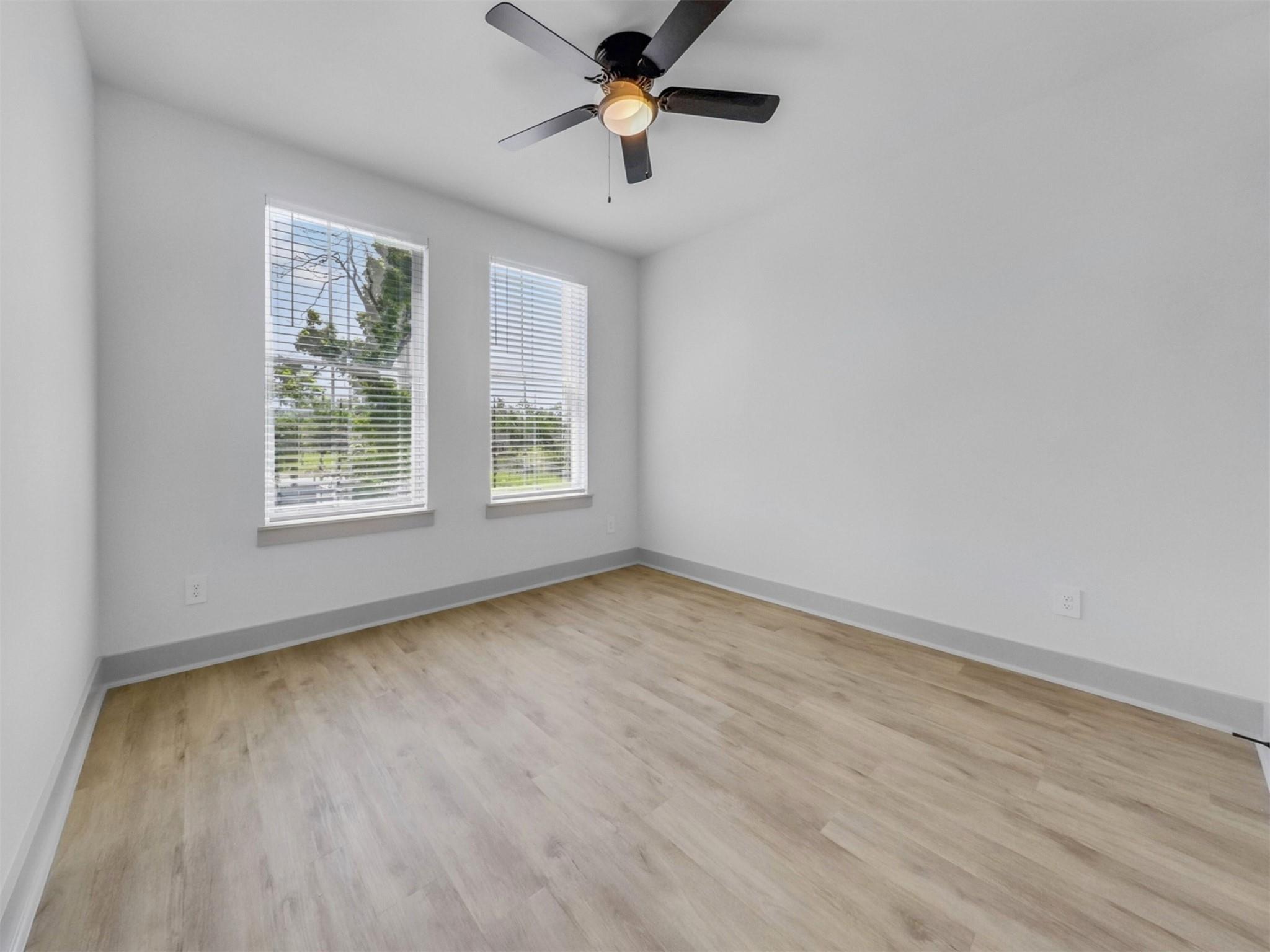 2410 Vaughn Street Unit: E