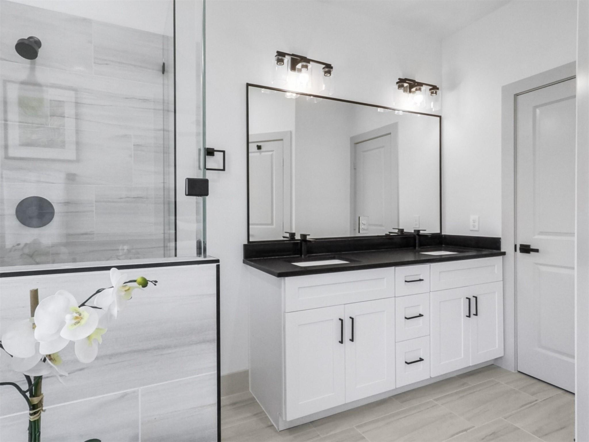 2410 Vaughn Street Unit: E