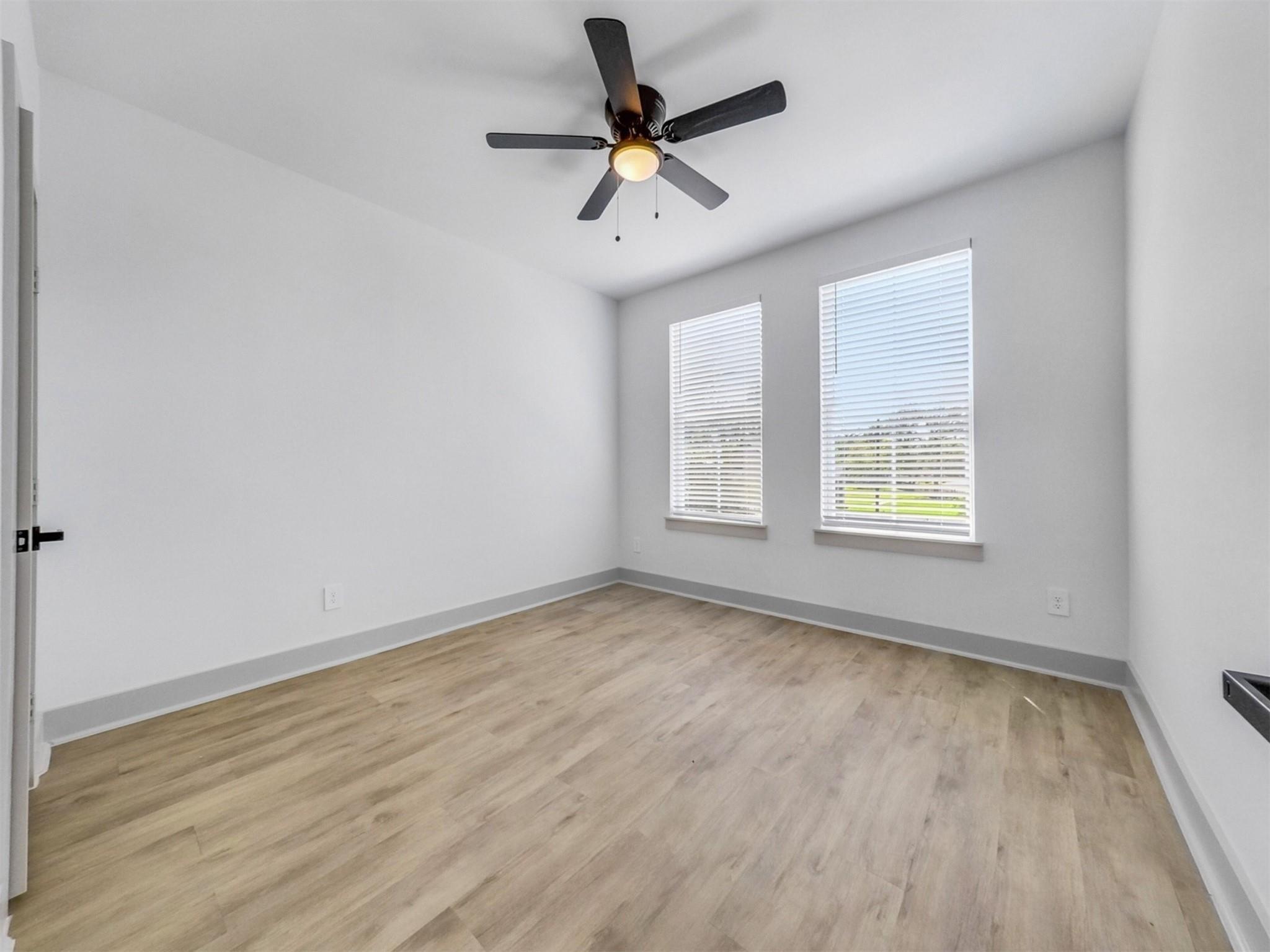 2410 Vaughn Street Unit: E