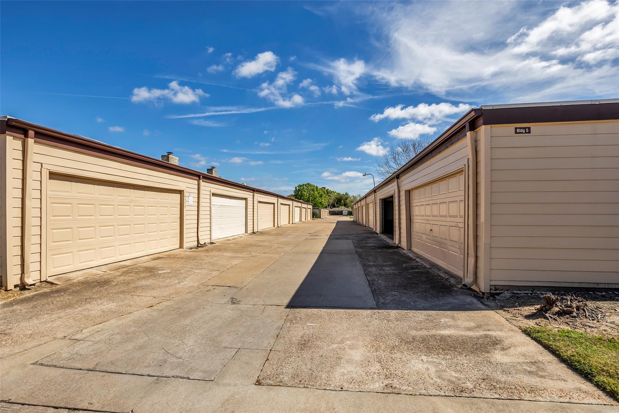 10387 Huntington Place Drive # 387