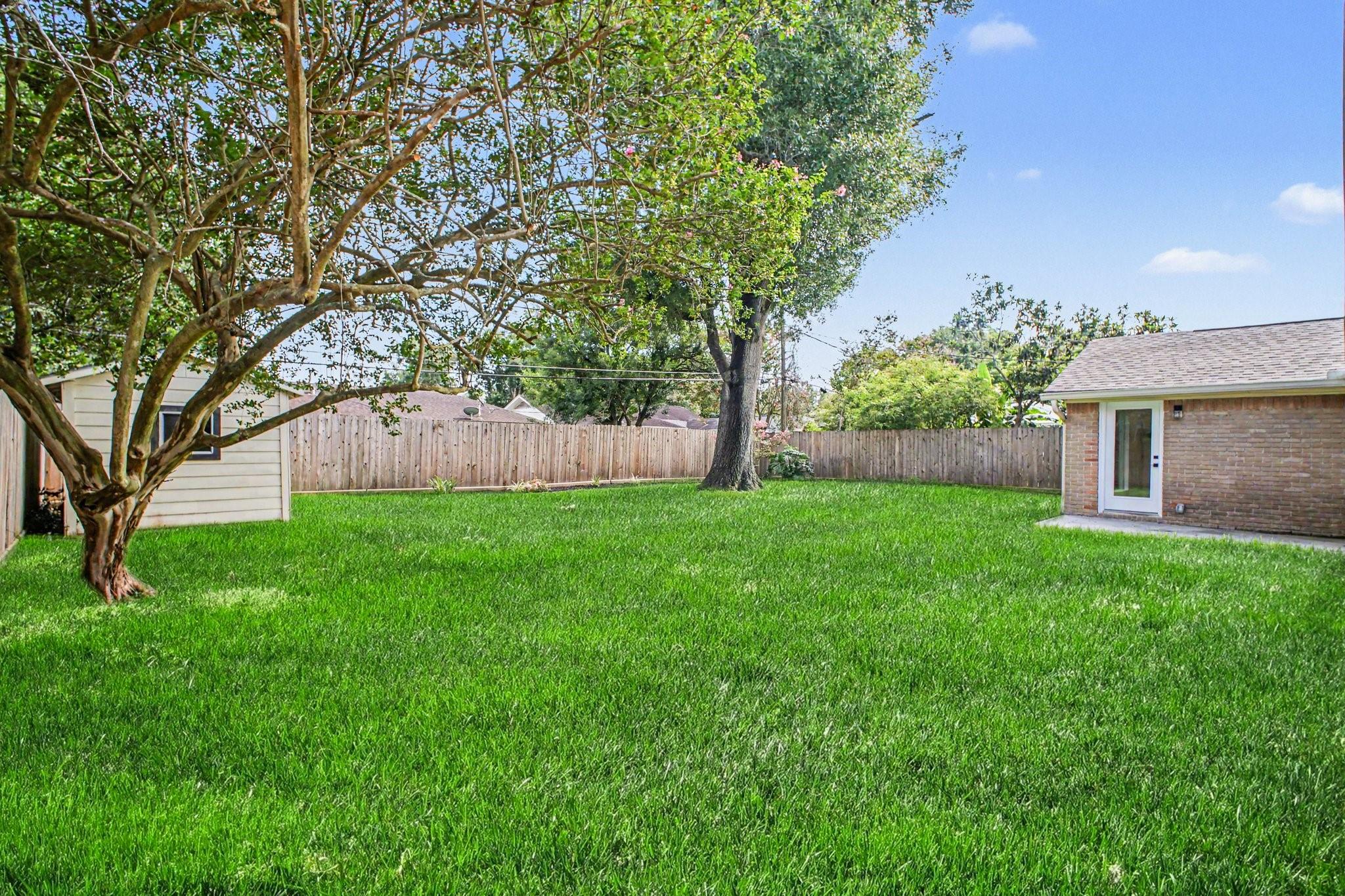 5443 Redstart Street