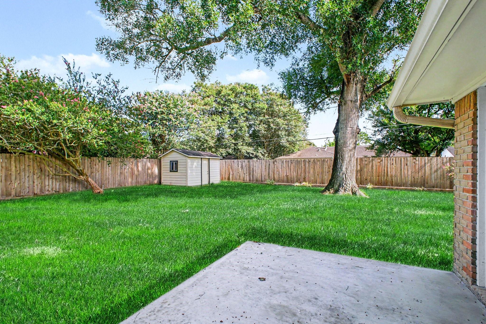 5443 Redstart Street
