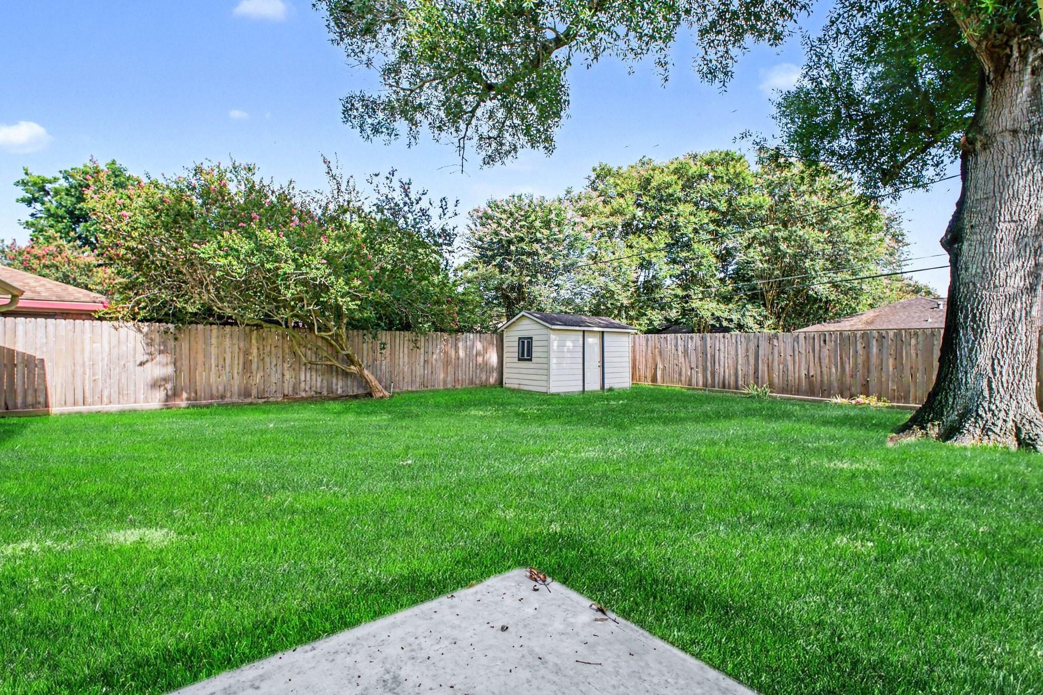 5443 Redstart Street