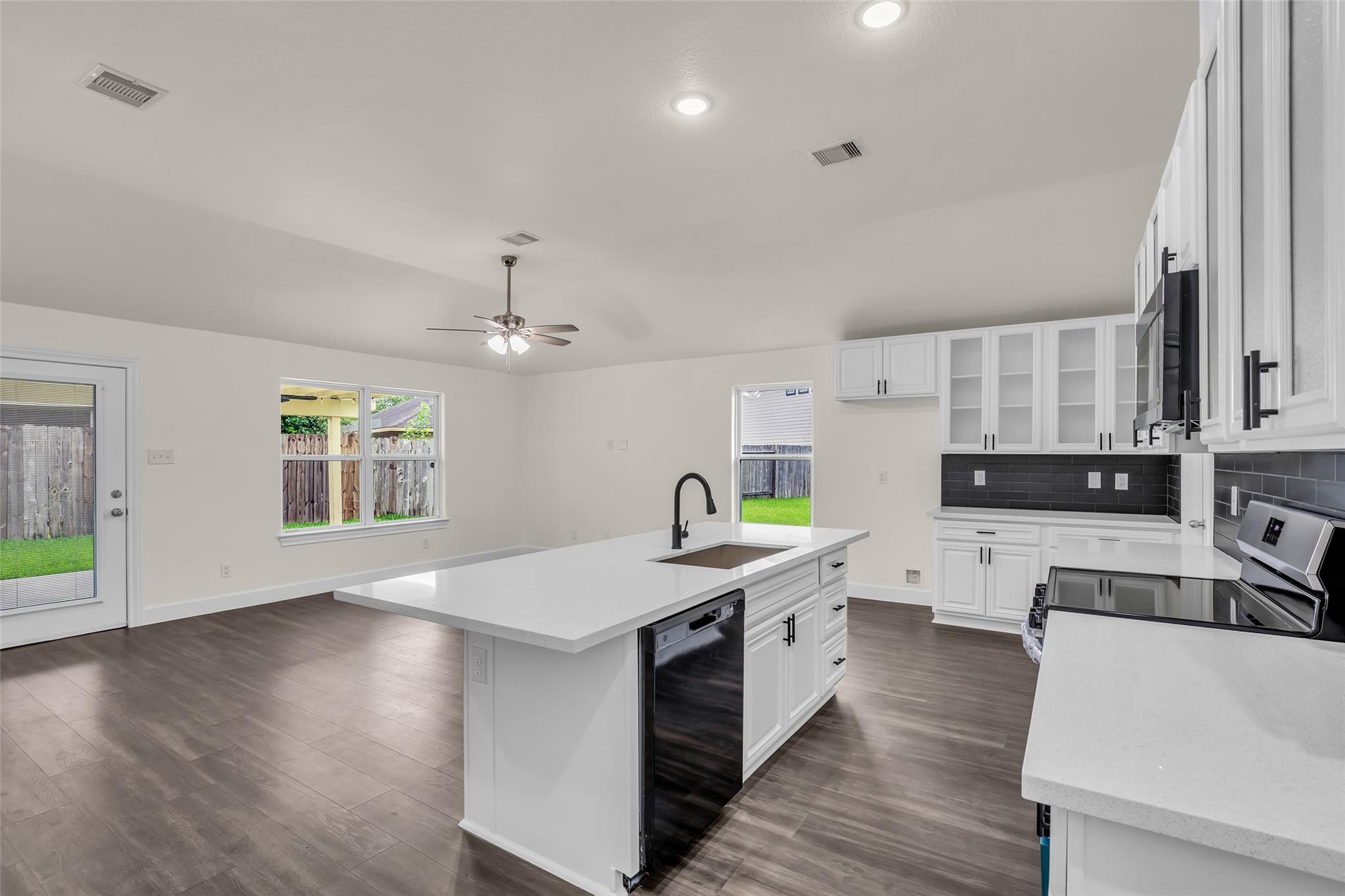 11919 Prosperity Point Drive