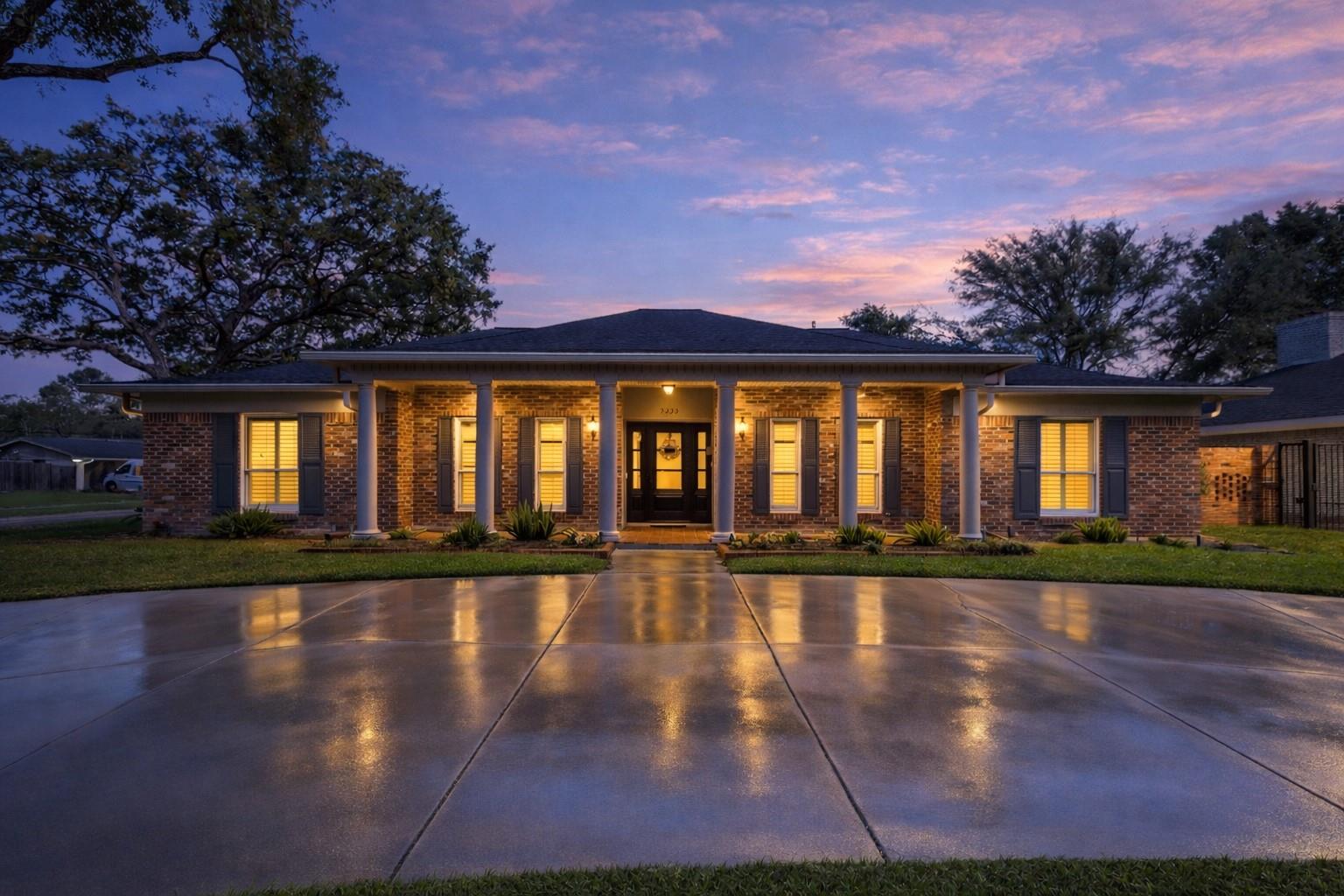 5222 N Braeswood Boulevard