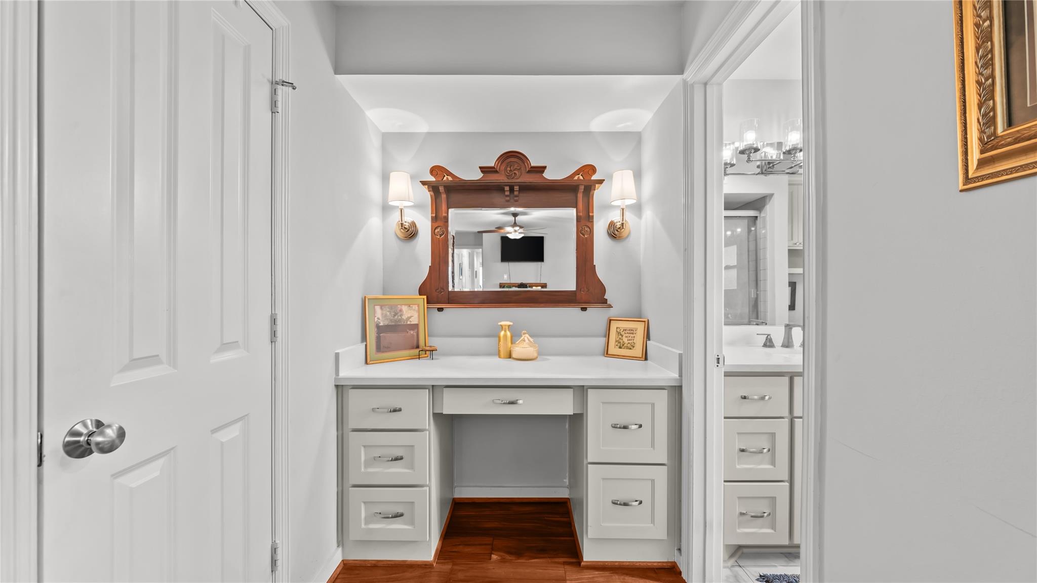 5222 N Braeswood Boulevard