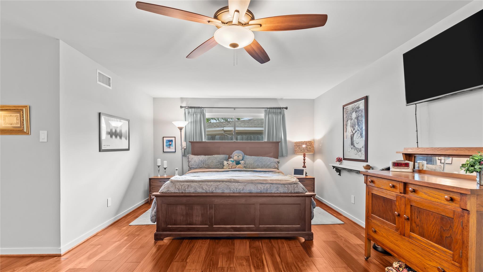 5222 N Braeswood Boulevard