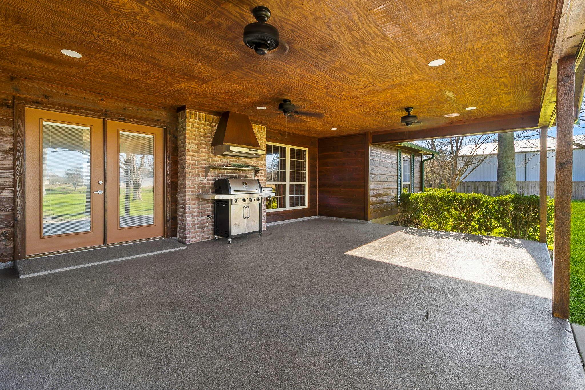 165 Taxiway Drive