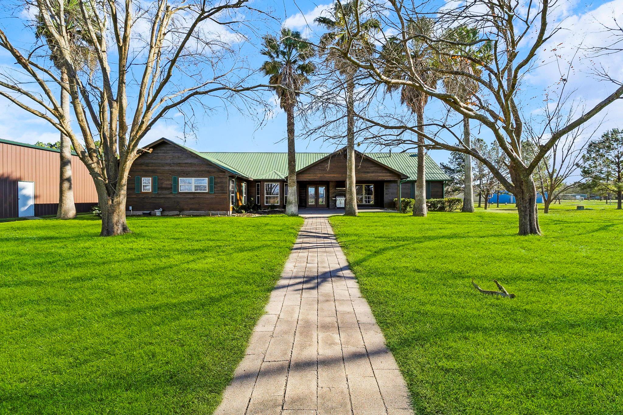 165 Taxiway Drive