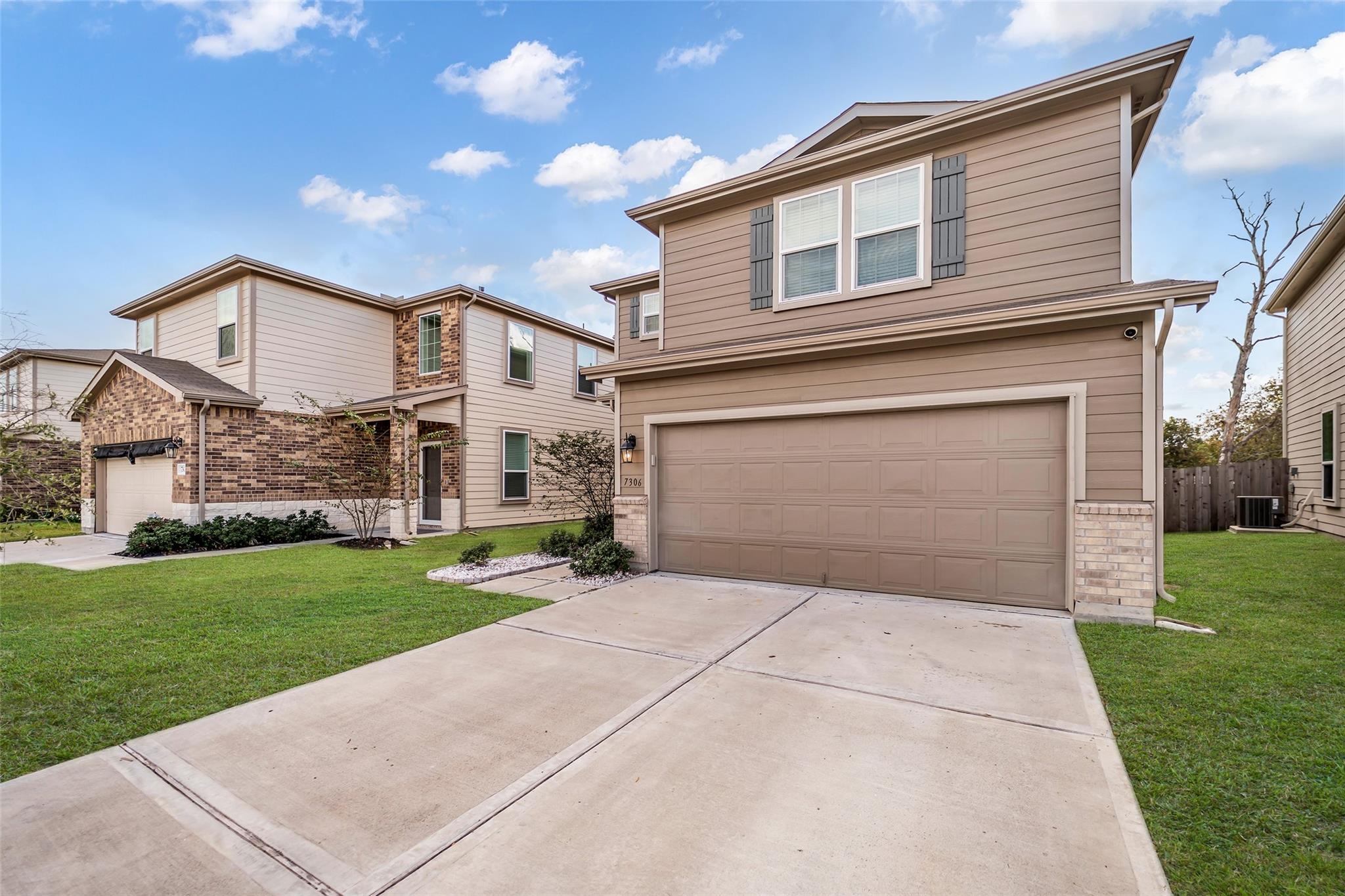 7306 Madison Commons Lane