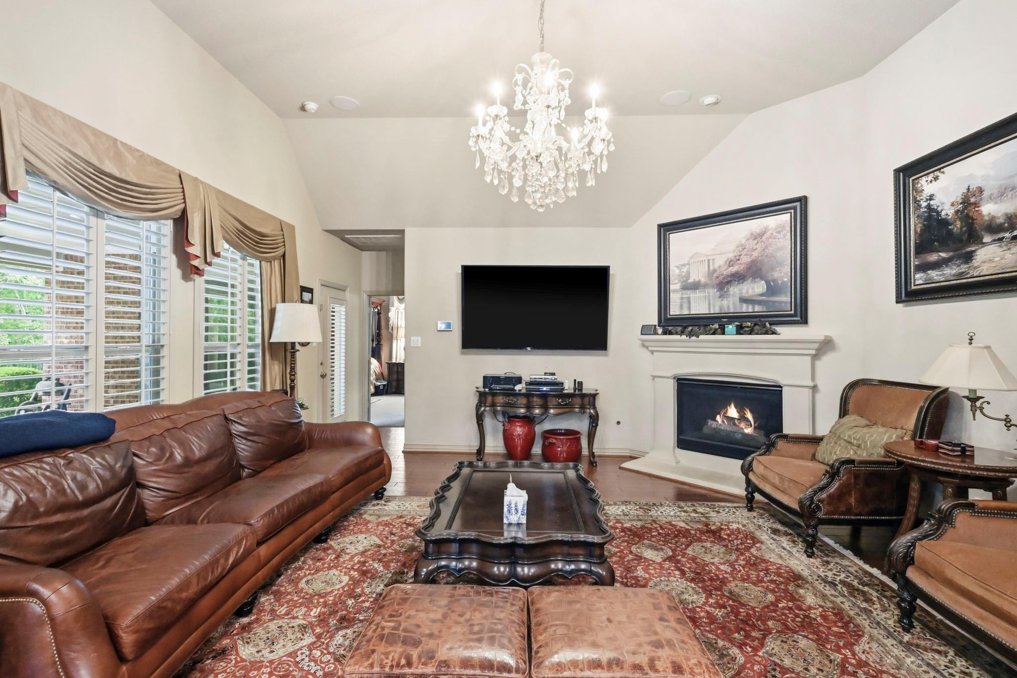 11 Golden Floral Court