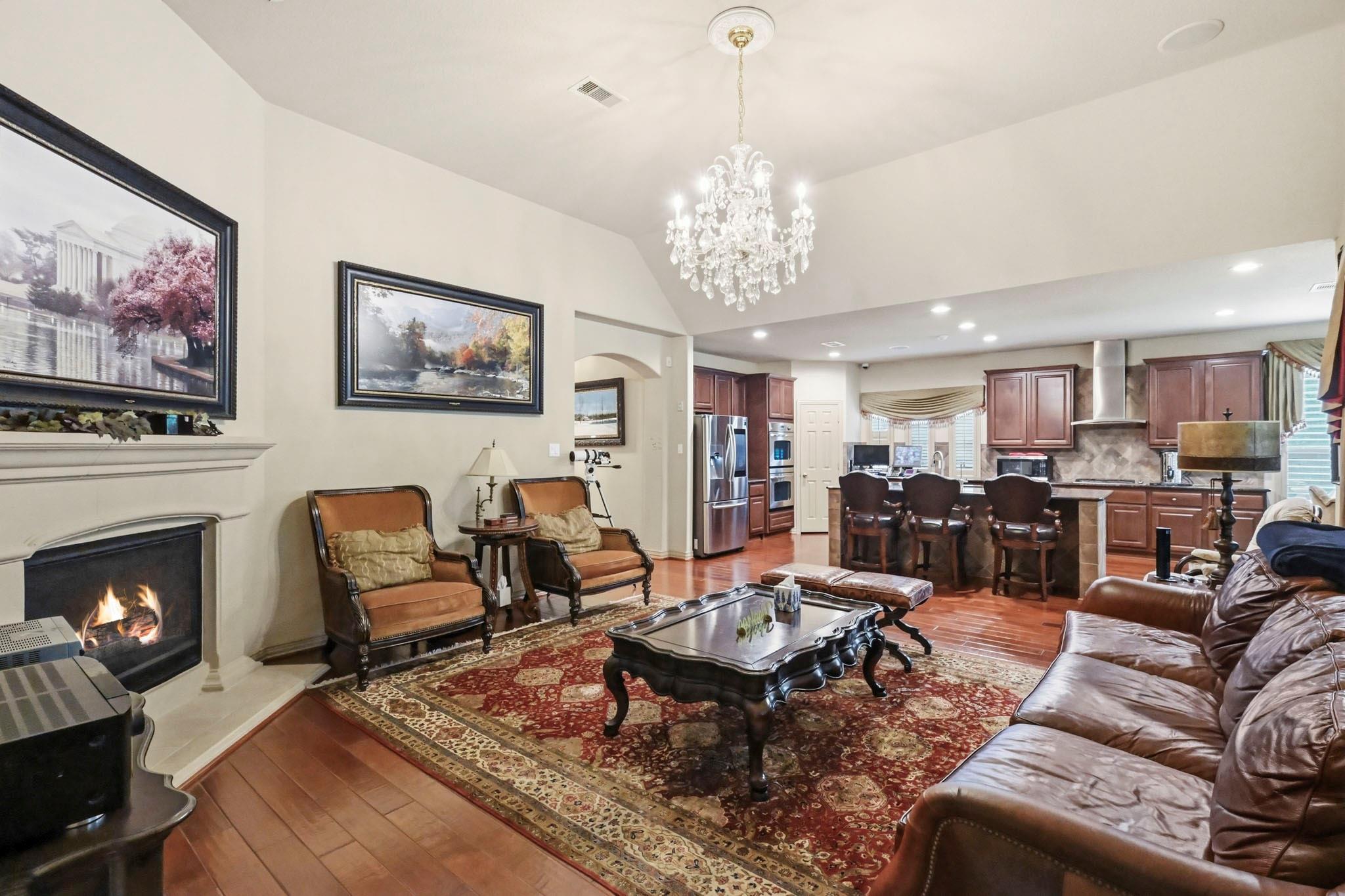 11 Golden Floral Court