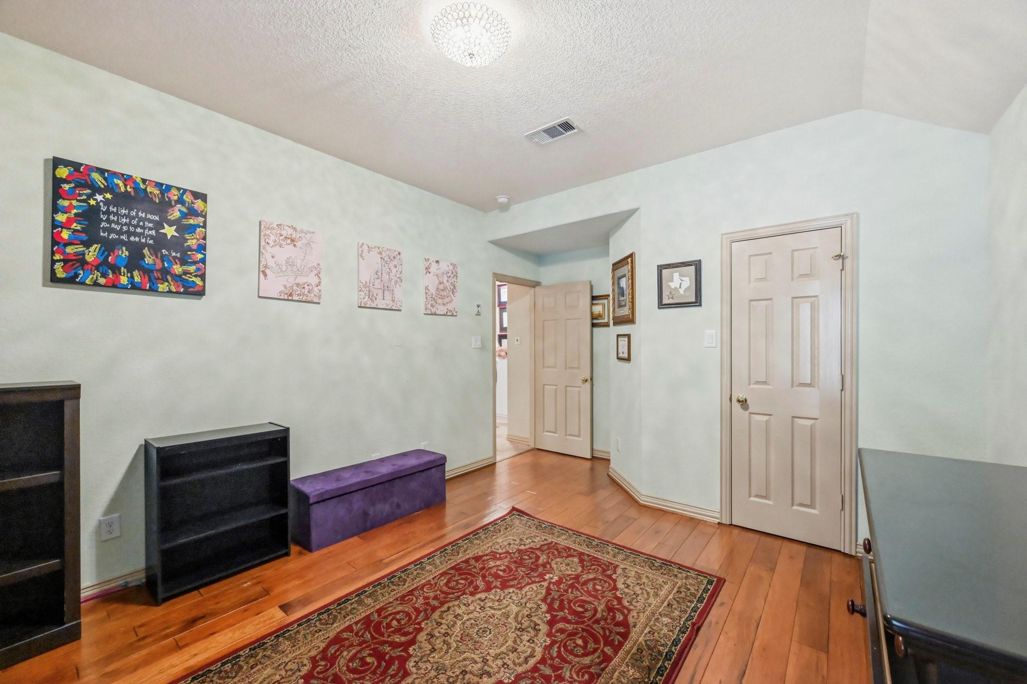 11 Golden Floral Court