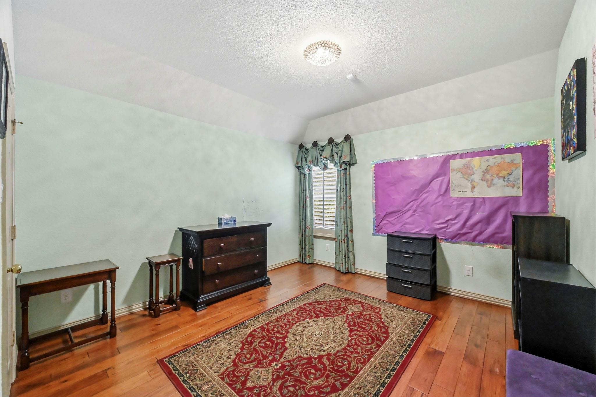 11 Golden Floral Court