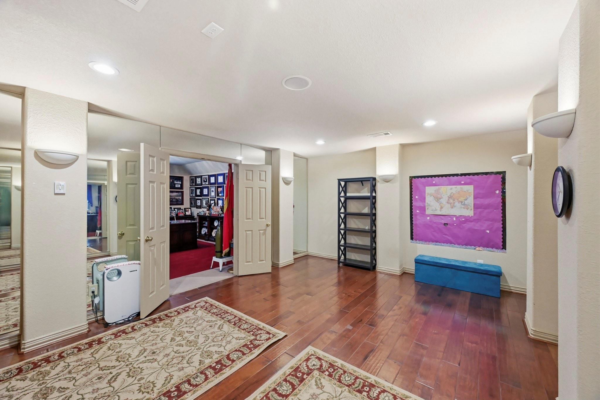 11 Golden Floral Court