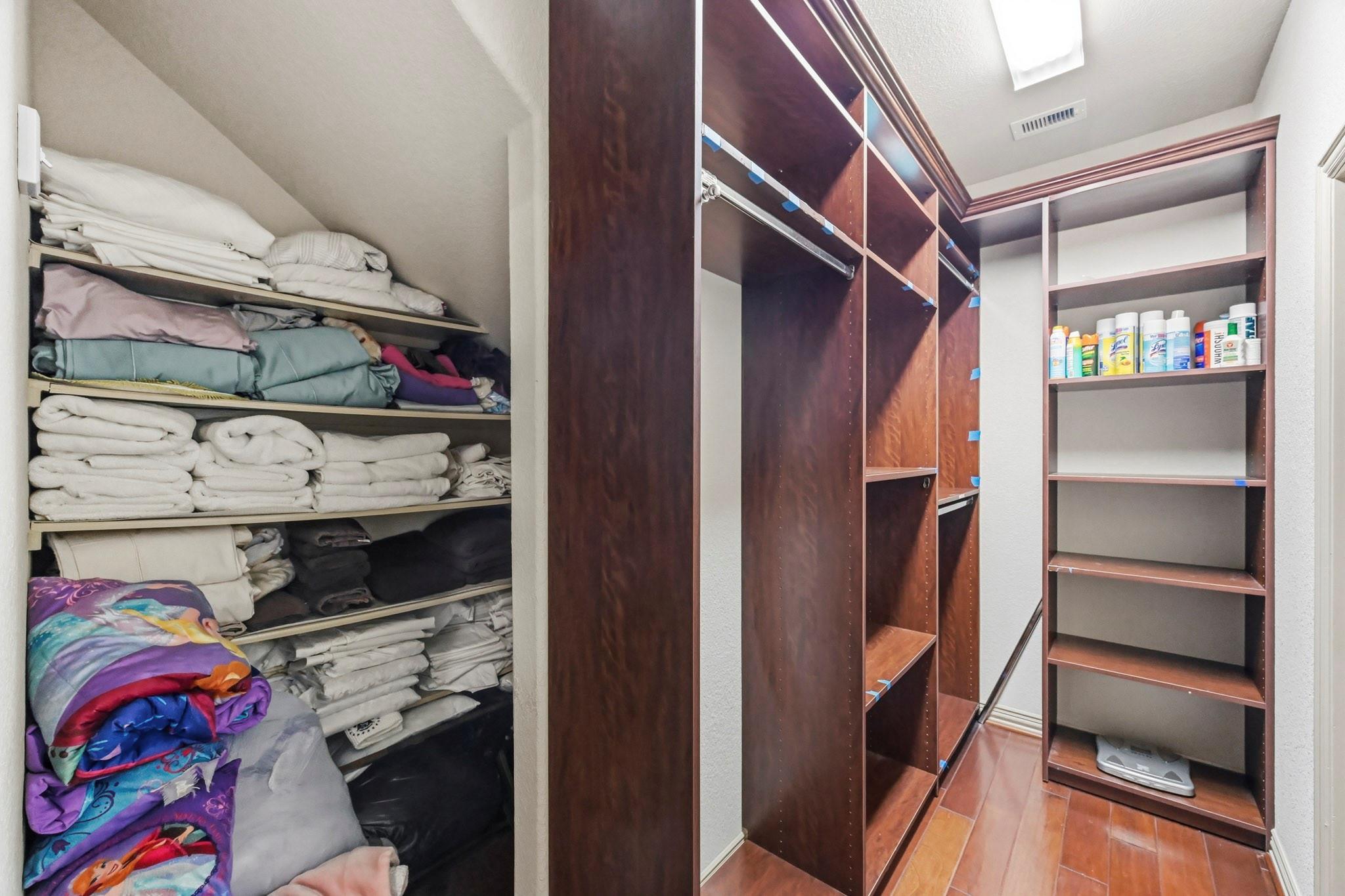 11 Golden Floral Court