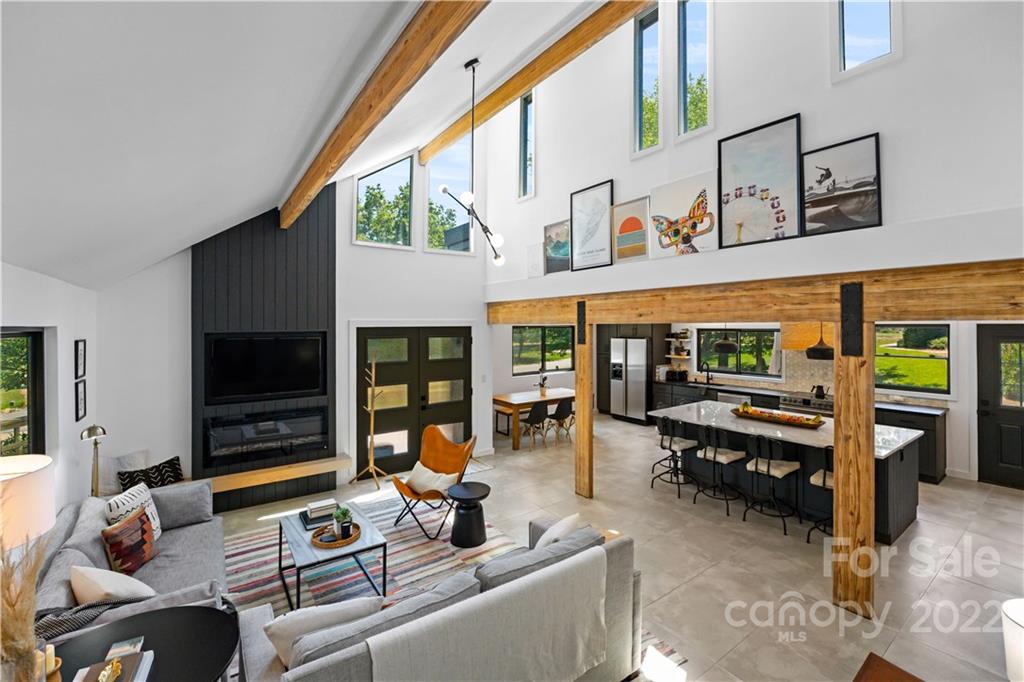 192 Castaway Trail
