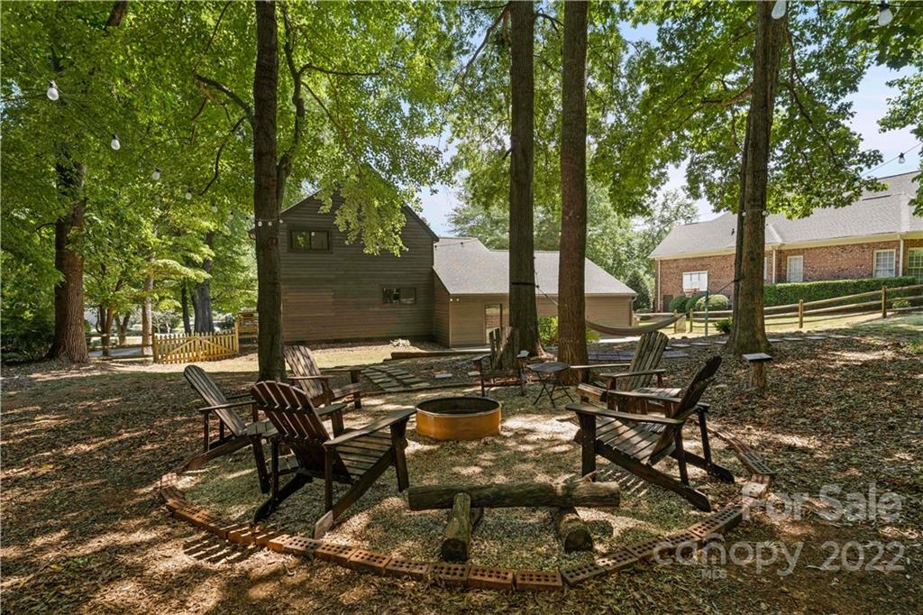 192 Castaway Trail