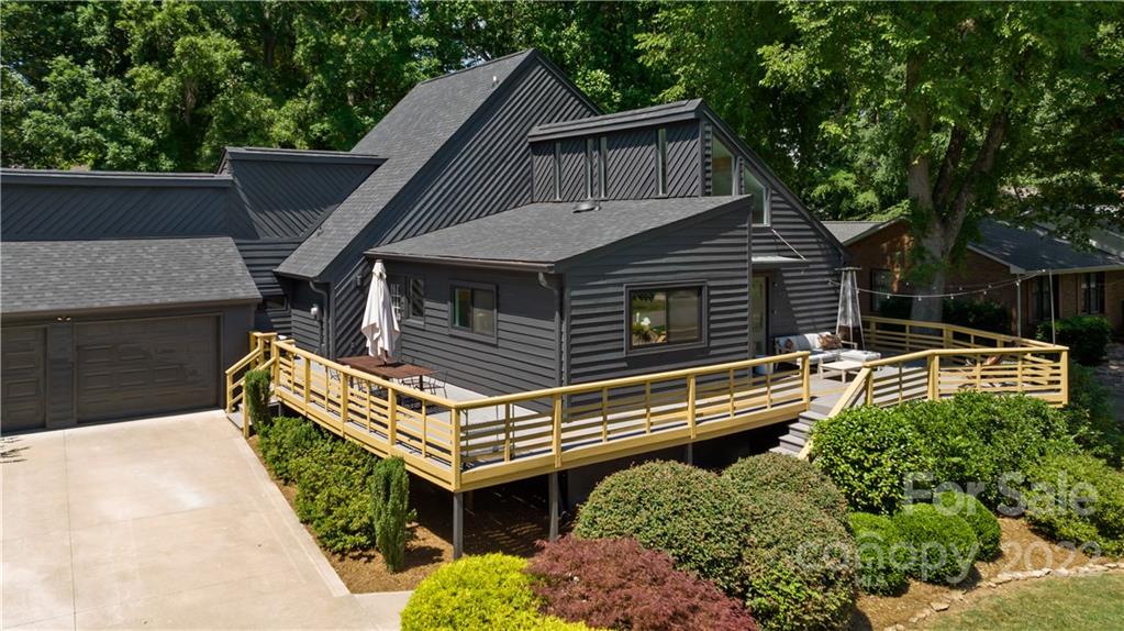192 Castaway Trail
