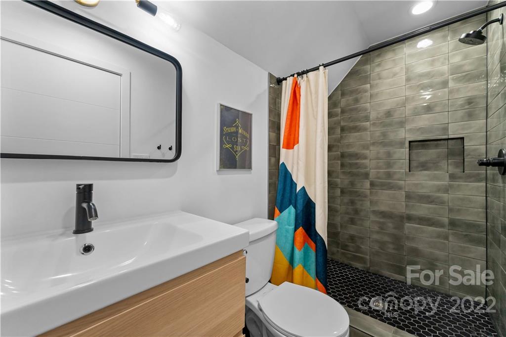 192 Castaway Trail