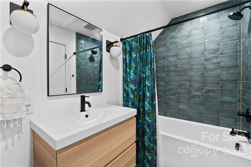 192 Castaway Trail