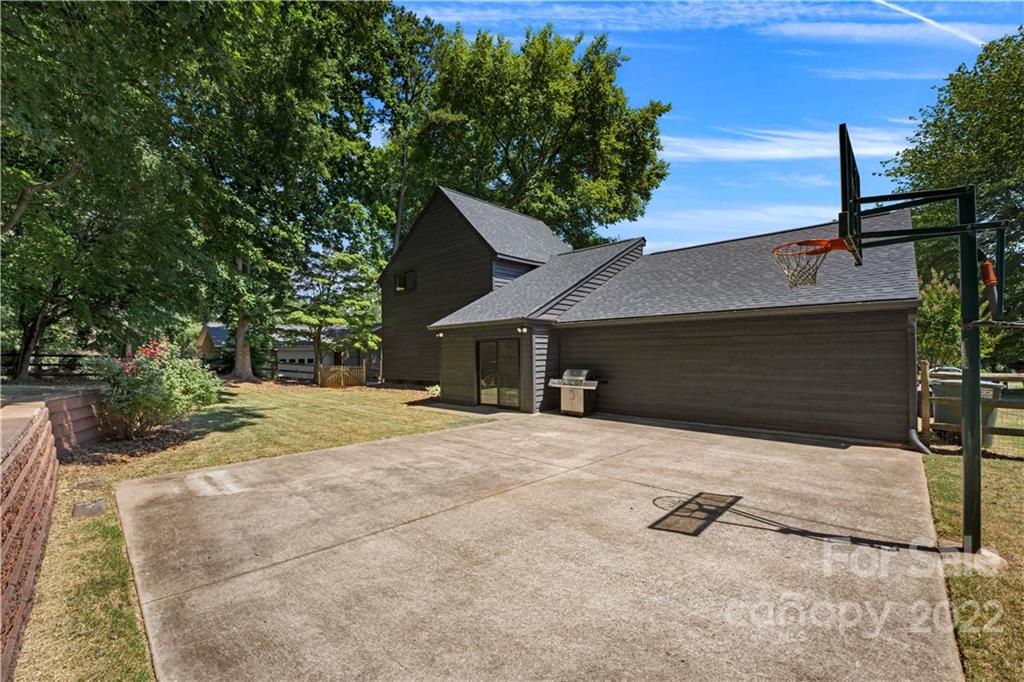 192 Castaway Trail