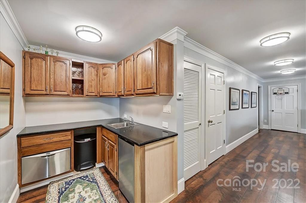 1277 Fern Hill Road